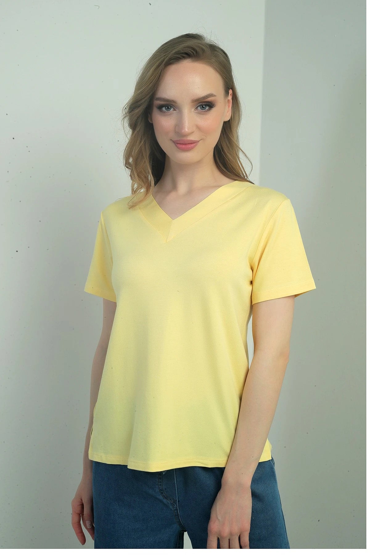 Image of Women's V-Neck Short-Sleeve Blouse with Slit