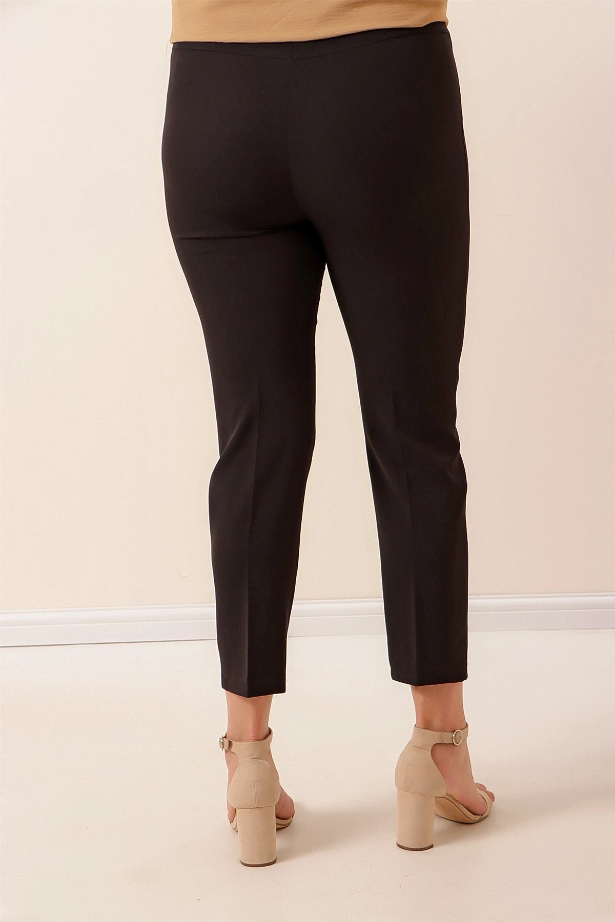 Image of Elastic Waist, Pockets, Lycra Plus Size Trousers
