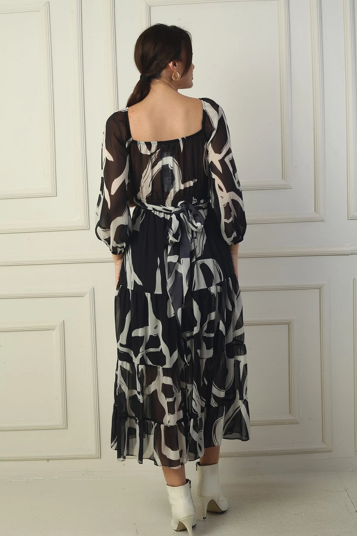 Image of Madonna Neckline Lined Cross-Tie Abstract Pattern Wrap Chiffon Dress