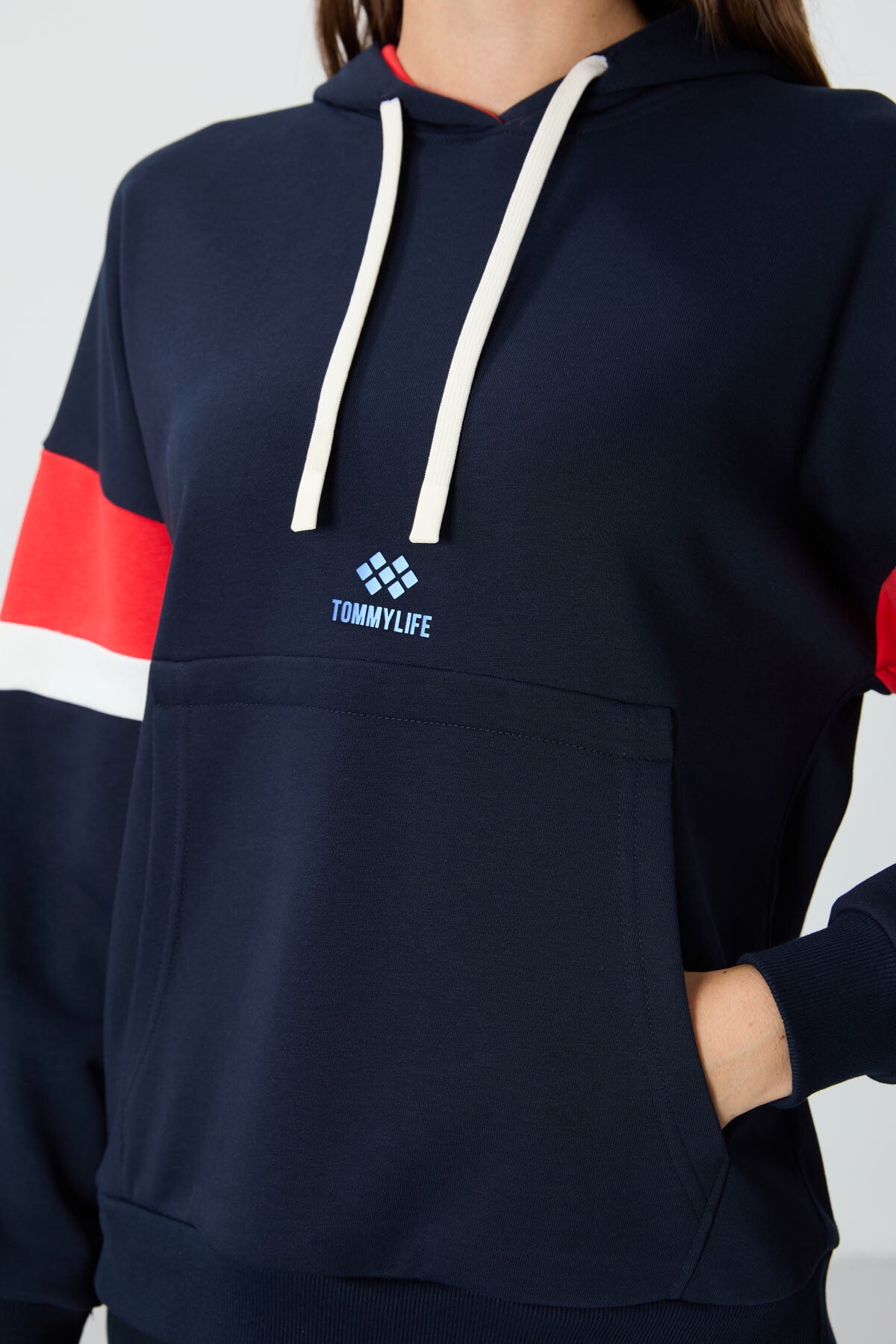 Image of İndigo Kompakt Pamuklu Kalın Pürüzsüz Dokulu Kapüşonlu Oversize Fit Kadın Sweatshirt - 97290