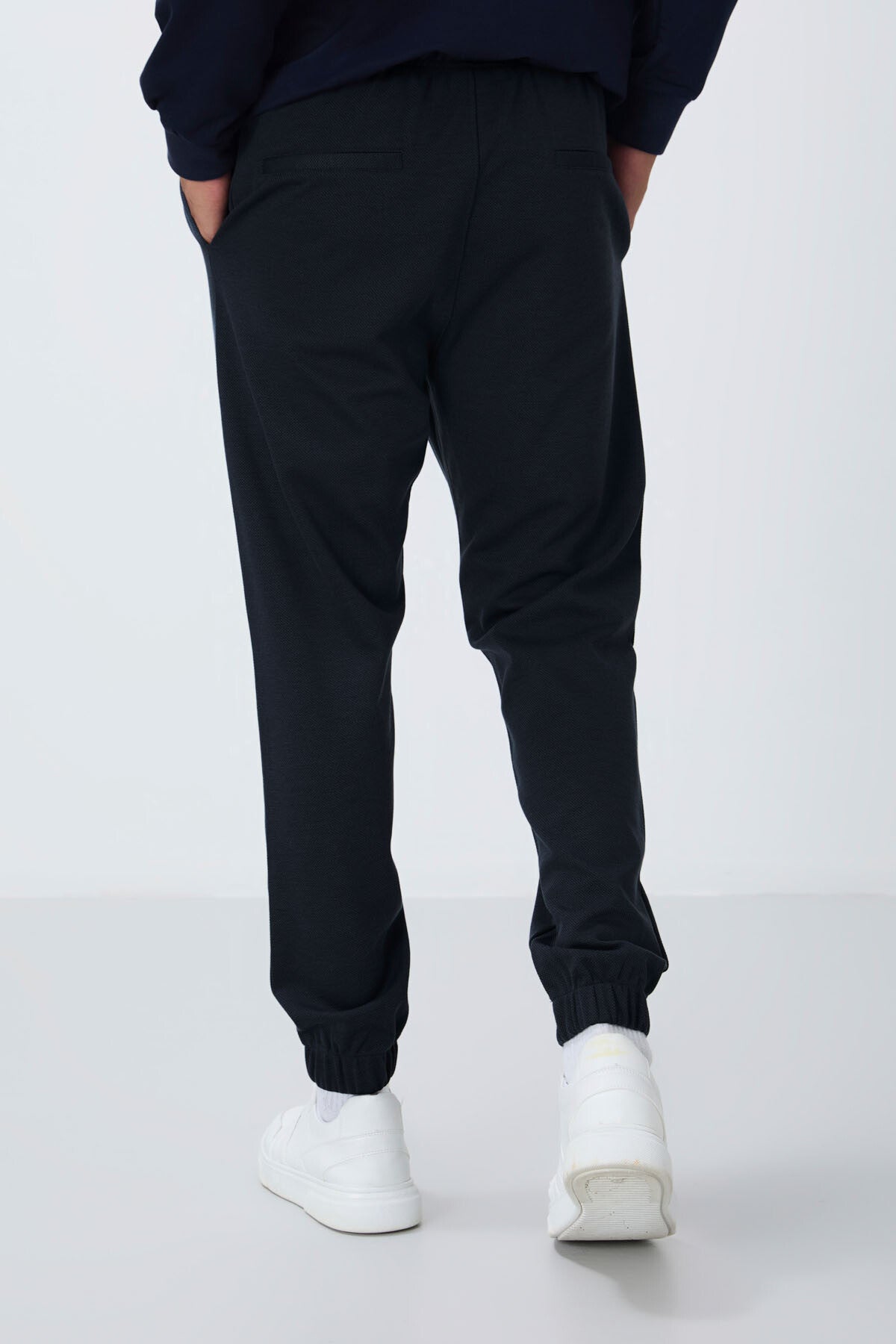Image of İndigo Yüzeyi Dokulu Standart Fit Erkek Eşofman Alt - 82156