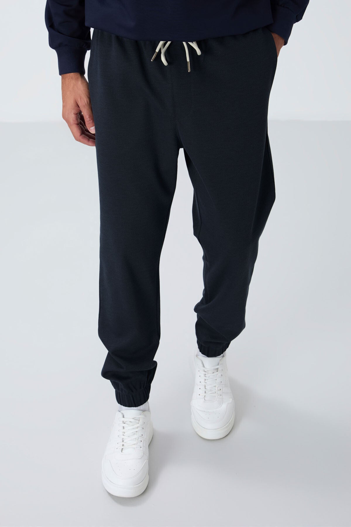 Image of İndigo Yüzeyi Dokulu Standart Fit Erkek Eşofman Alt - 82156