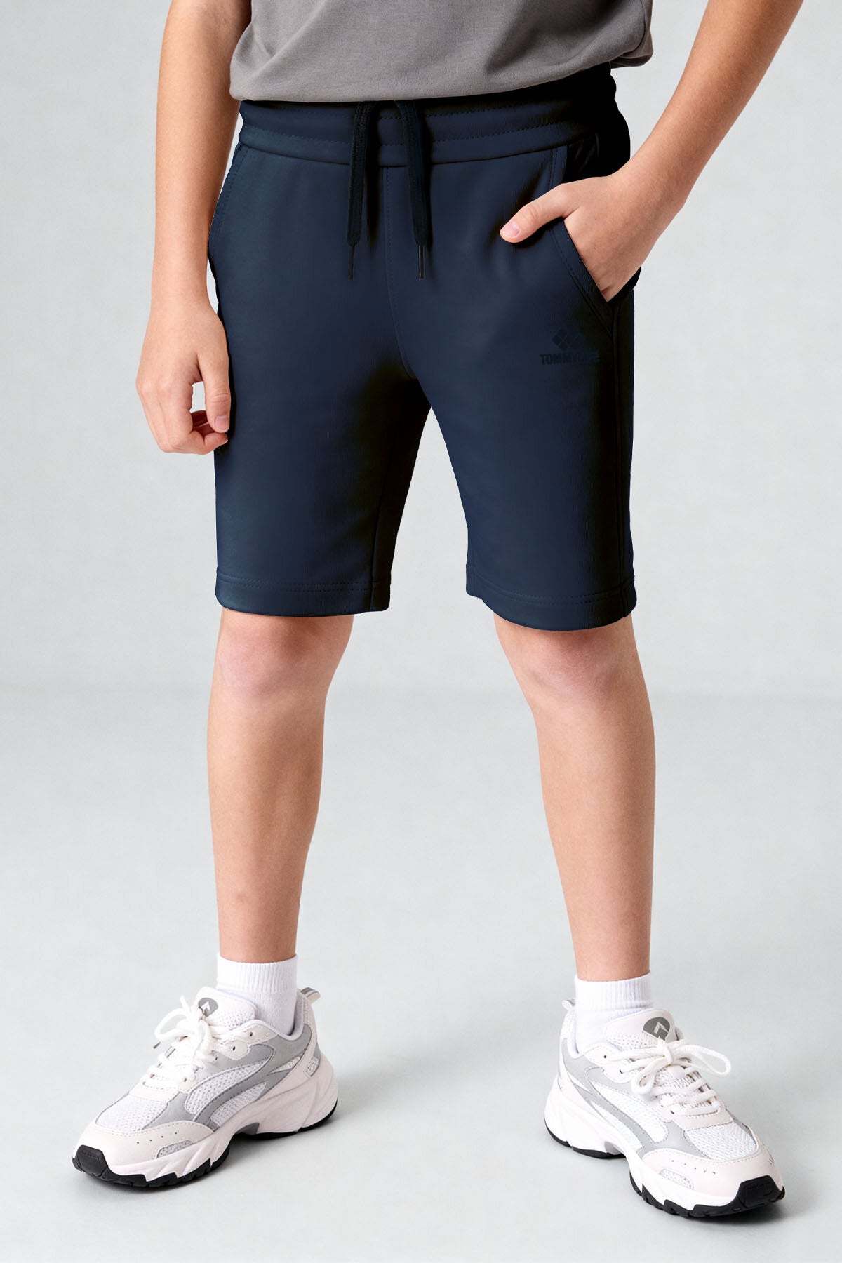 Image of İndigo Standart Fit Basic Performans Erkek Çocuk Şort - 11303