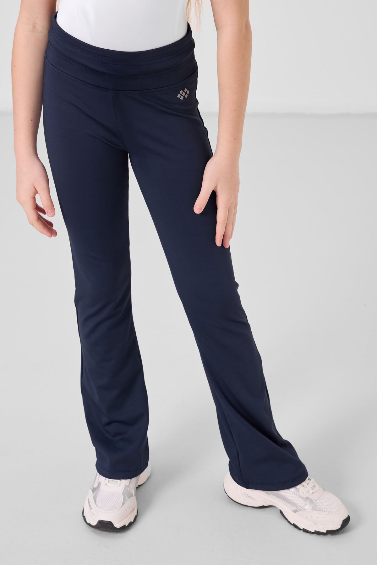 Image of İndigo Esnek Standart Fit Basic Performans İspanyol Paça Kız Çocuk Tayt - 75193