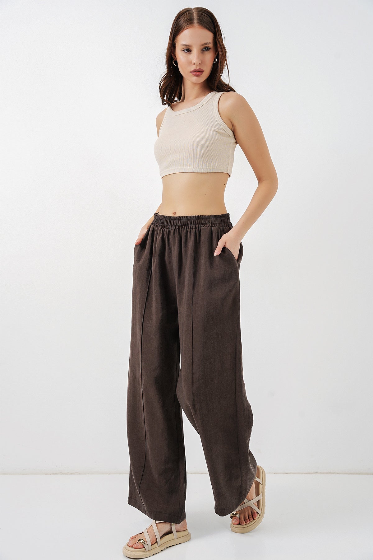 Image of Pantaloni largi pentru femei cu talie elastică 30087 - Maro închis