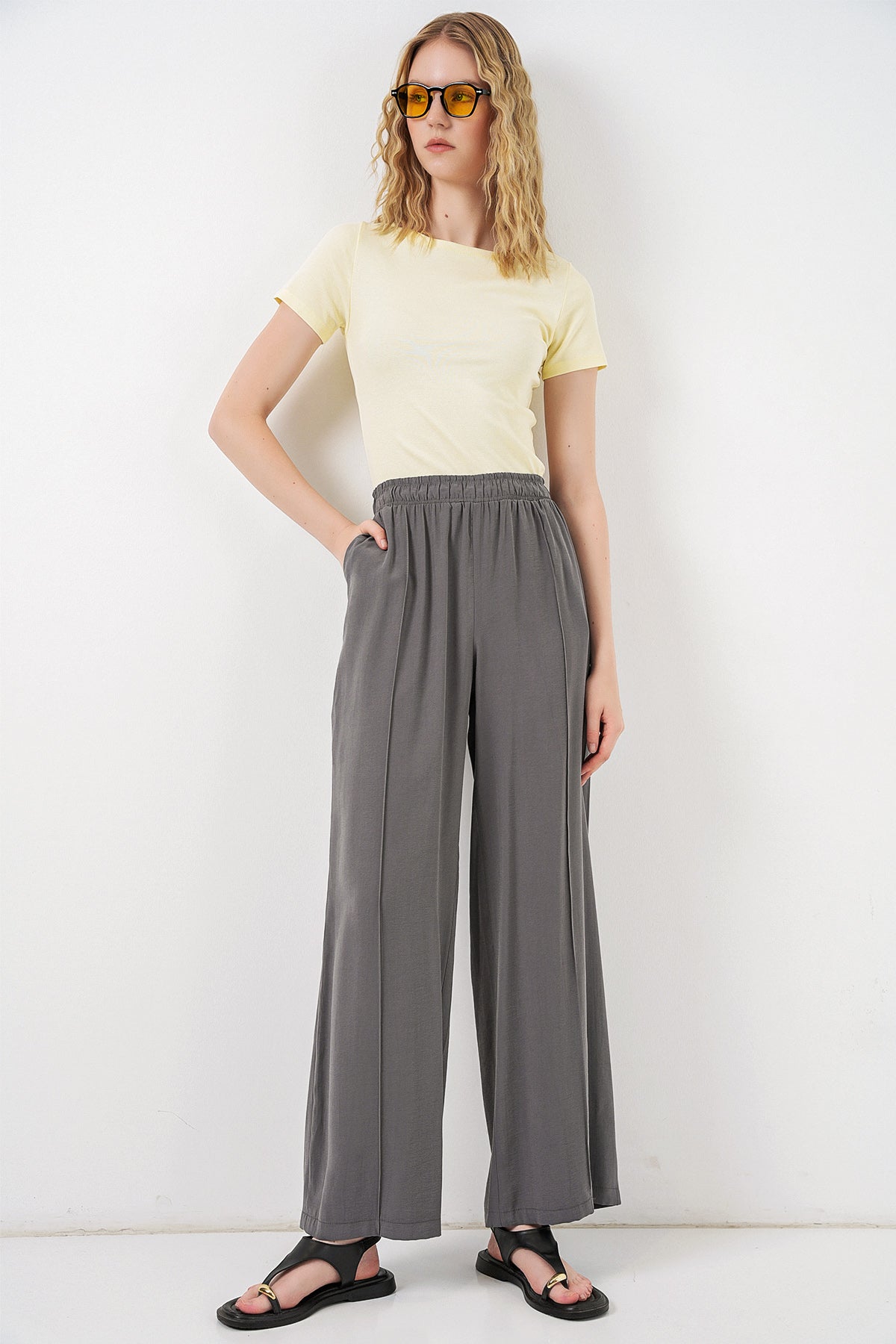 Image of Kadın Beli Lastikli Bol Paça Pantolon 30087 - Antrasit