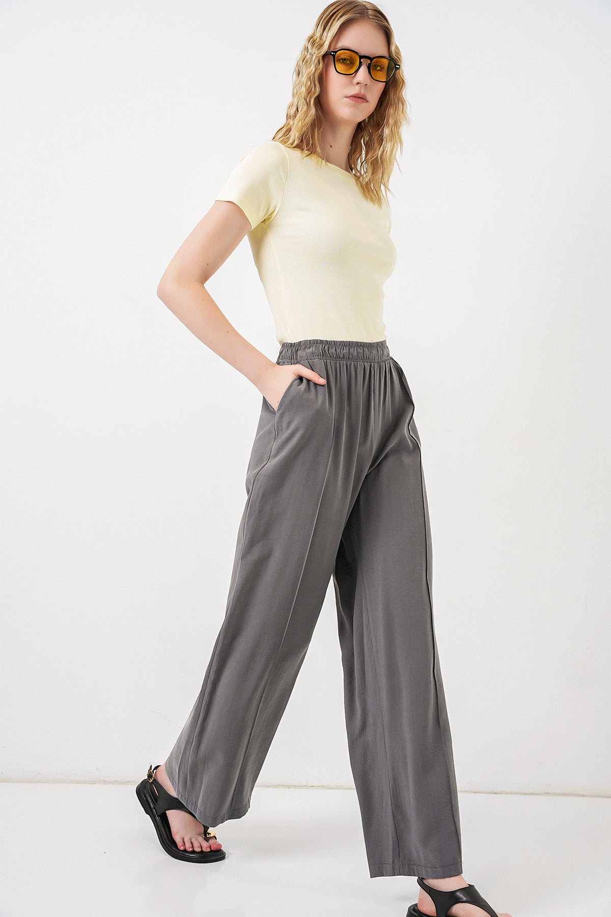 Image of Kadın Beli Lastikli Bol Paça Pantolon 30087 - Antrasit