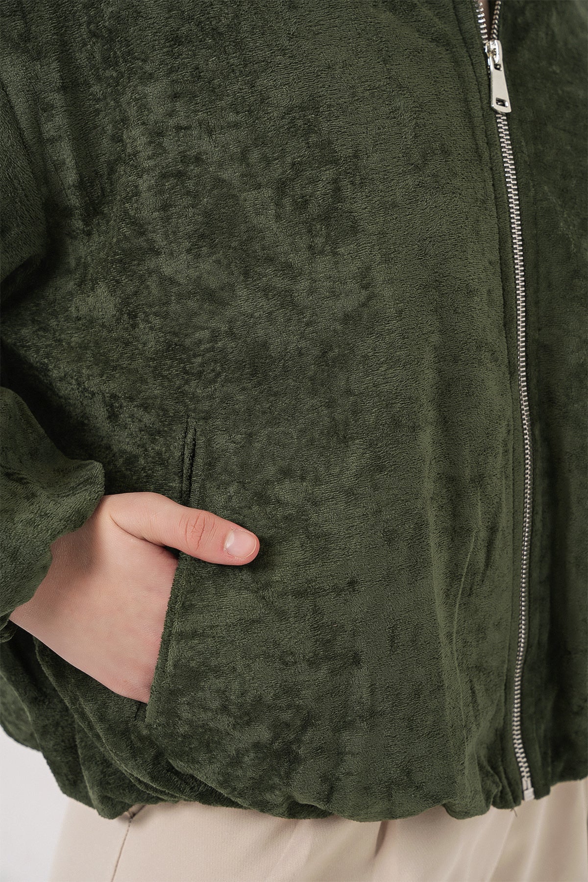 Image of Kadın Büzgülü Oversize Kadife Ceket 0733 - Haki