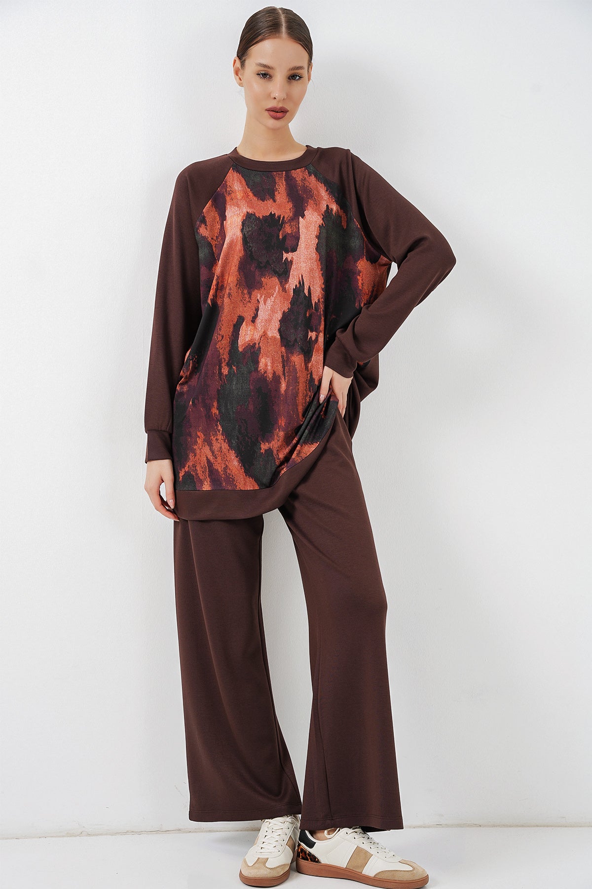 Image of Women's Patterned Oversize Tunic and Pants Two-Piece Set 55462 - Brown