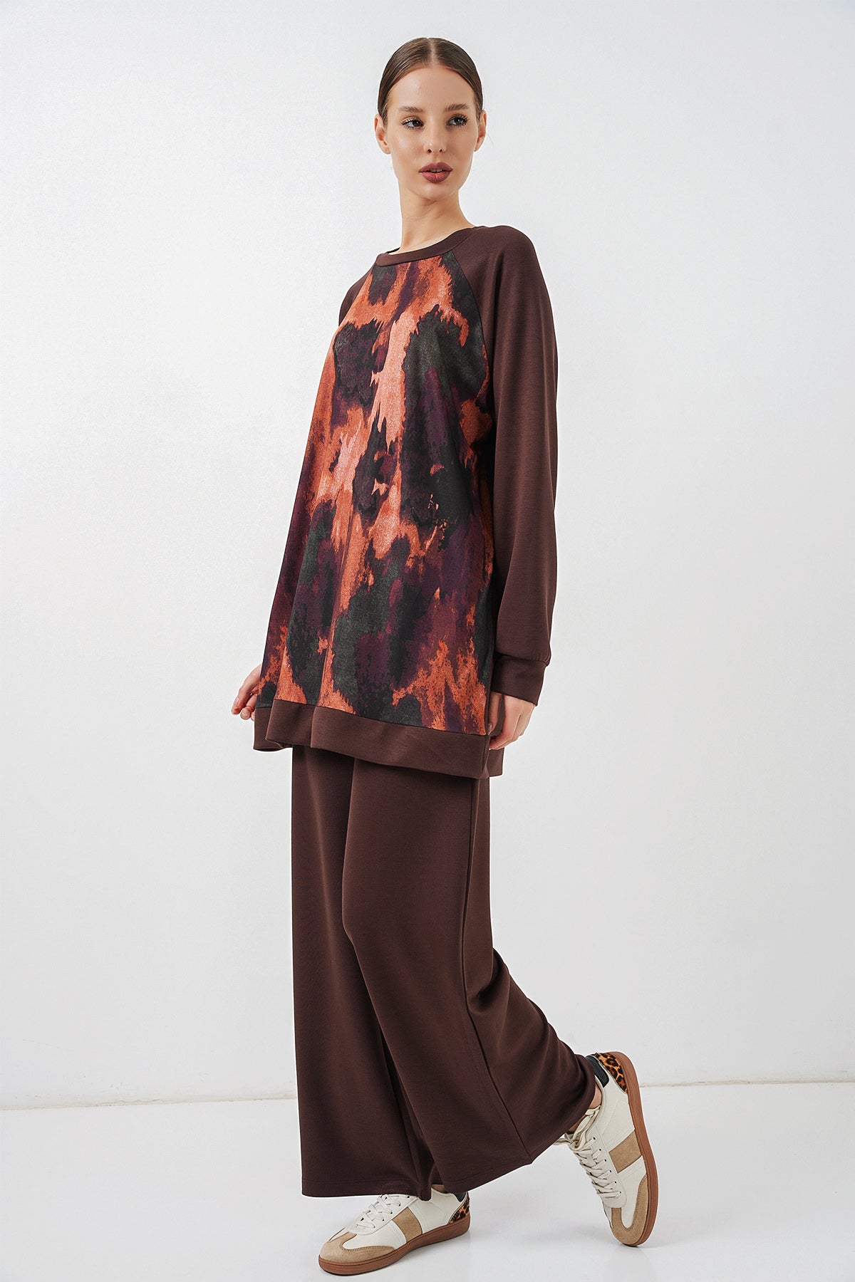 Image of Women's Patterned Oversize Tunic and Pants Two-Piece Set 55462 - Brown