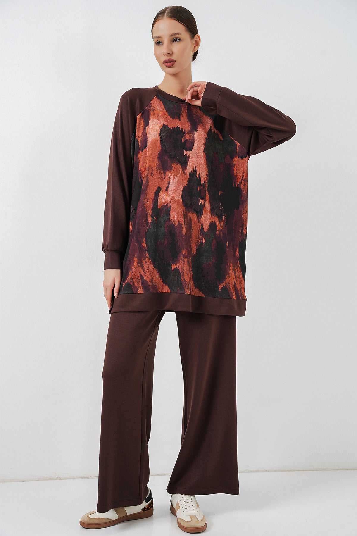 Image of Women's Patterned Oversize Tunic and Pants Two-Piece Set 55462 - Brown