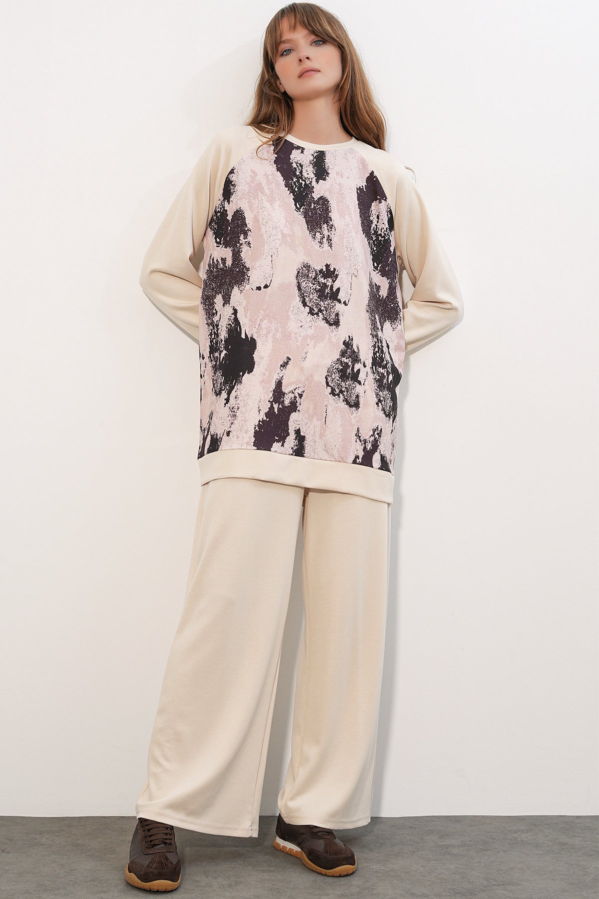 Image of Kadın Desenli Oversize Tunik Pantolon İkili Takım 55462 - Krem