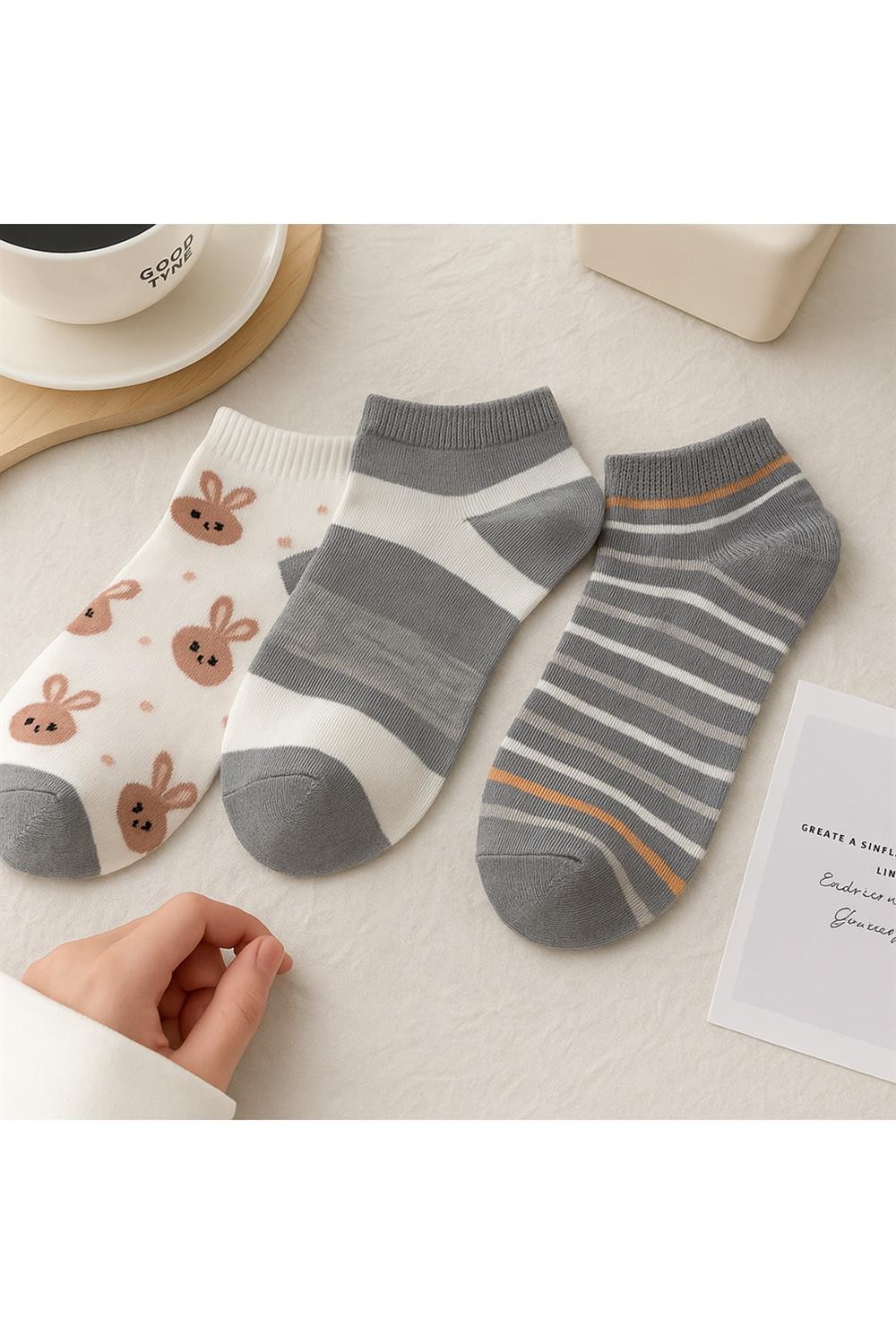 Image of Șosete cu model până la gleznă pentru femei, set de 3