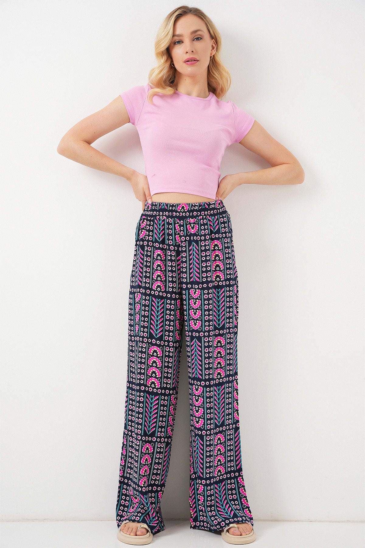 Image of Pantaloni din viscoză cu model pentru femei 6749 - Bleumarin