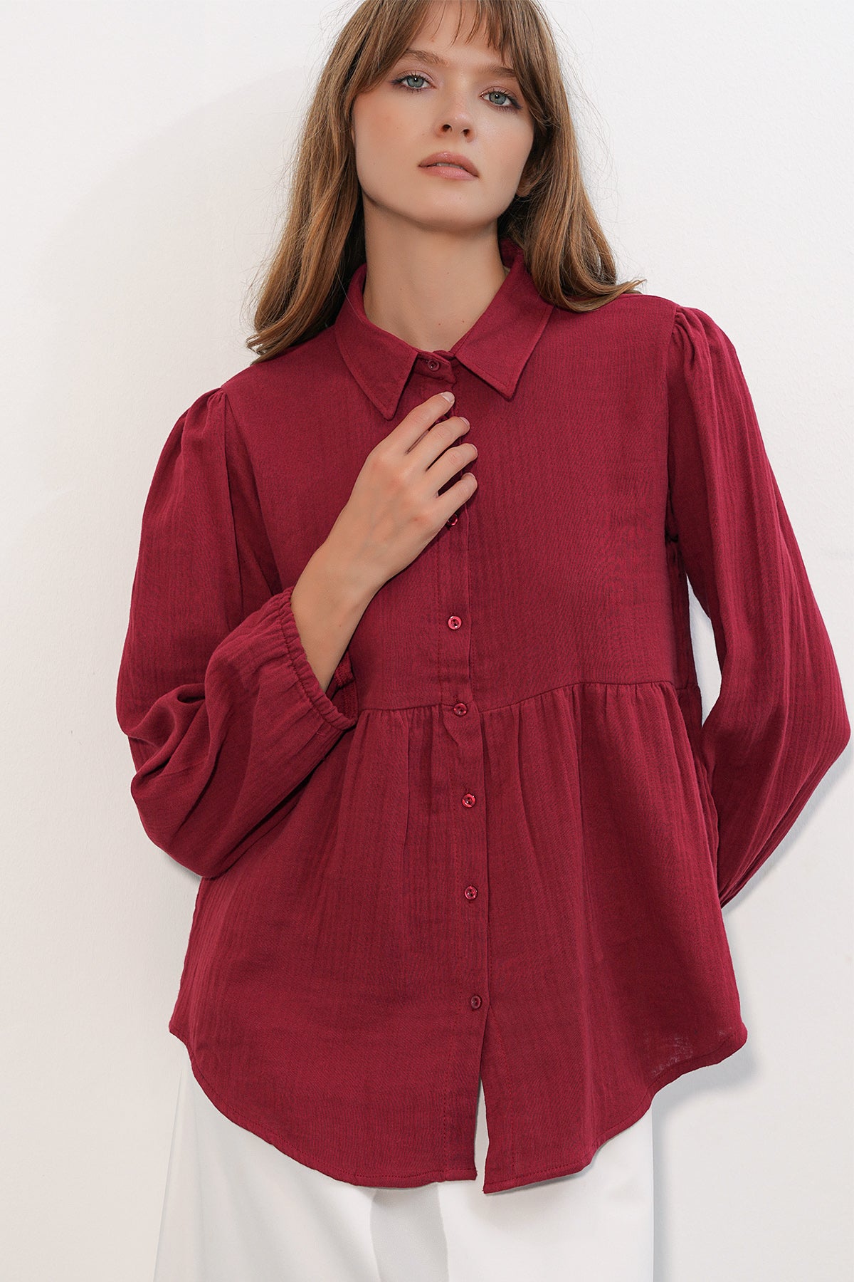 Image of Kadın Dokulu Oversize Keten Gömlek 20381 - Bordo
