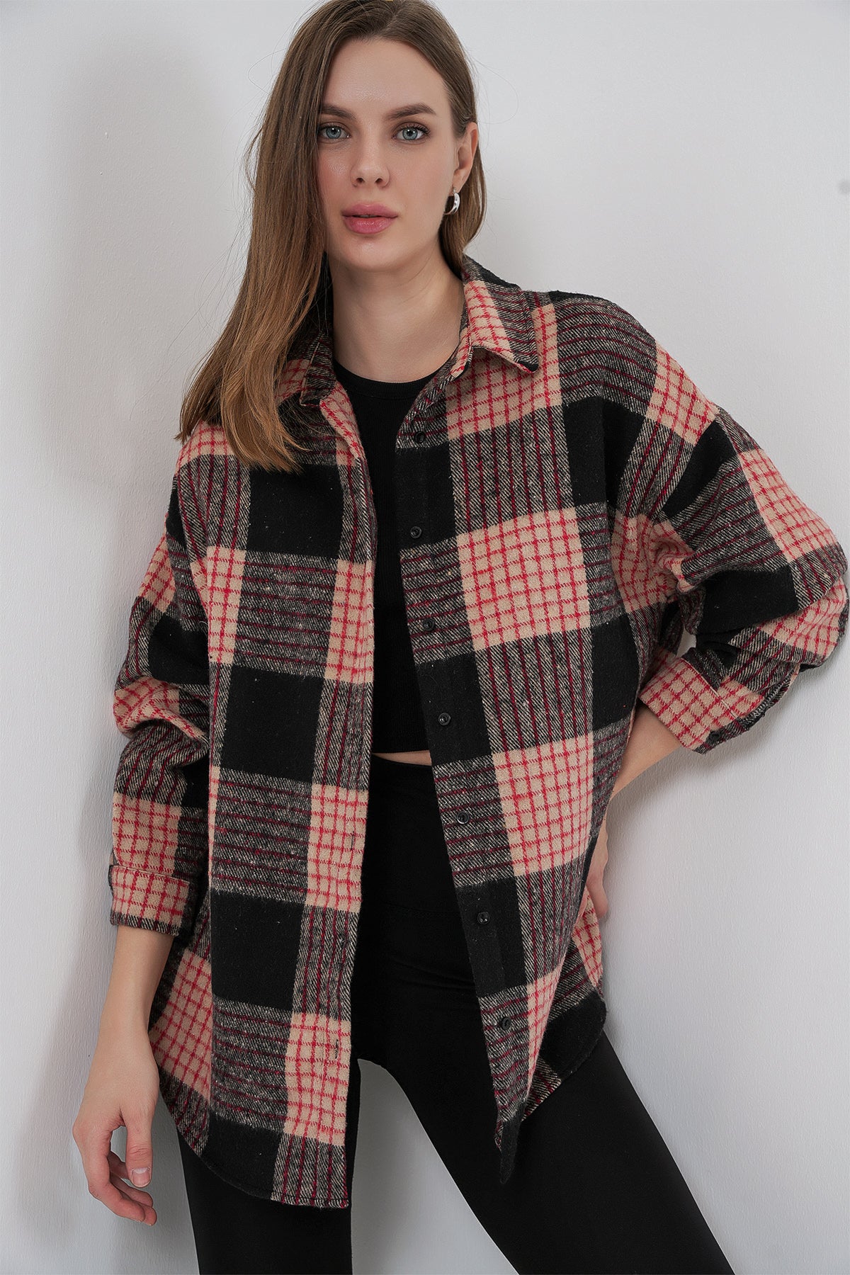 Image of Cămașă Lumberjack supradimensionată cu model în carouri pentru femei 3854 A.Pudră