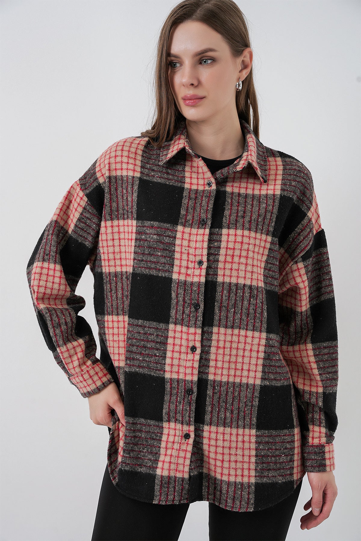 Image of Cămașă Lumberjack supradimensionată cu model în carouri pentru femei 3854 A.Pudră