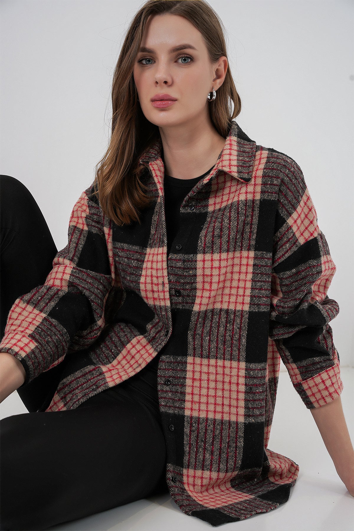 Image of Cămașă Lumberjack supradimensionată cu model în carouri pentru femei 3854 A.Pudră