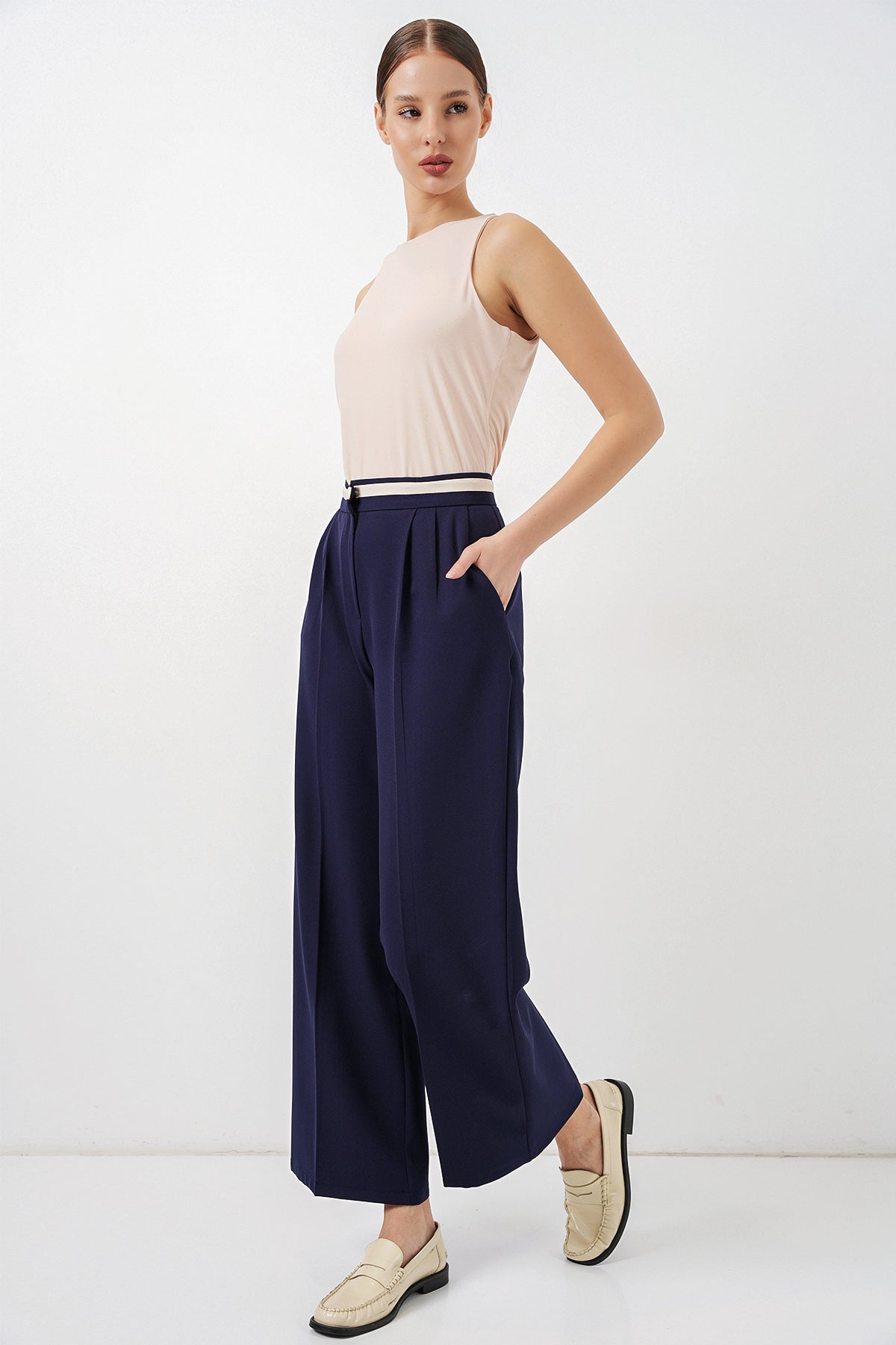 Image of Kadın Geniş Paça Kumaş Pantolon 30088 - Lacivert