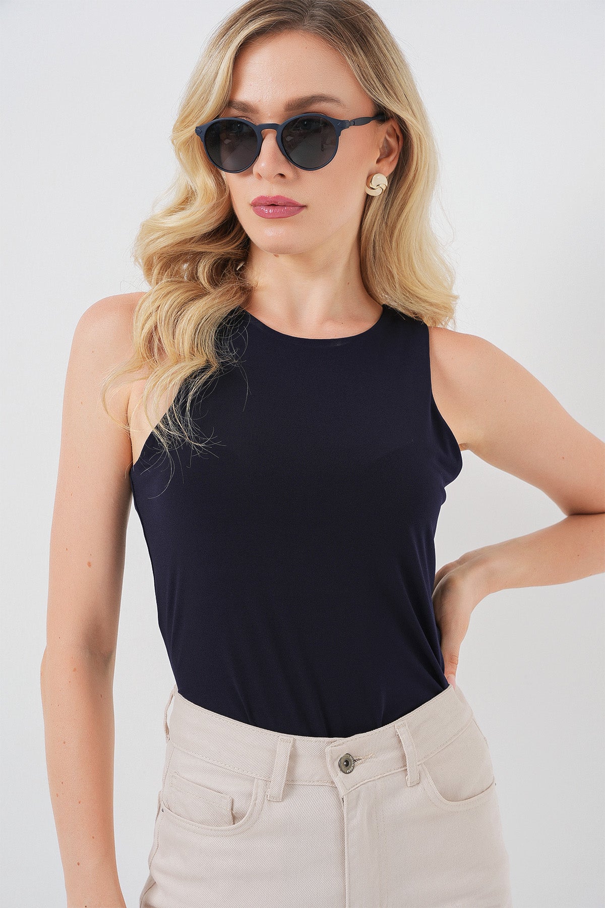 Image of Kadın Halter Yaka Çıtçıtlı Body 972 - Lacivert
