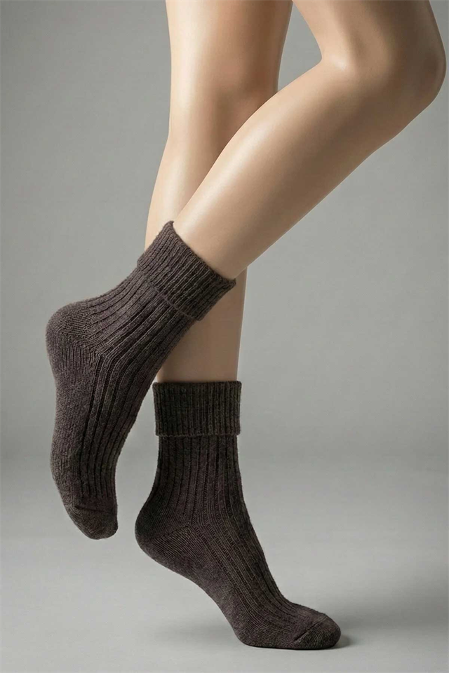 Image of Women's Curly Lambswool Wool Ankle Socks, 6-Pack