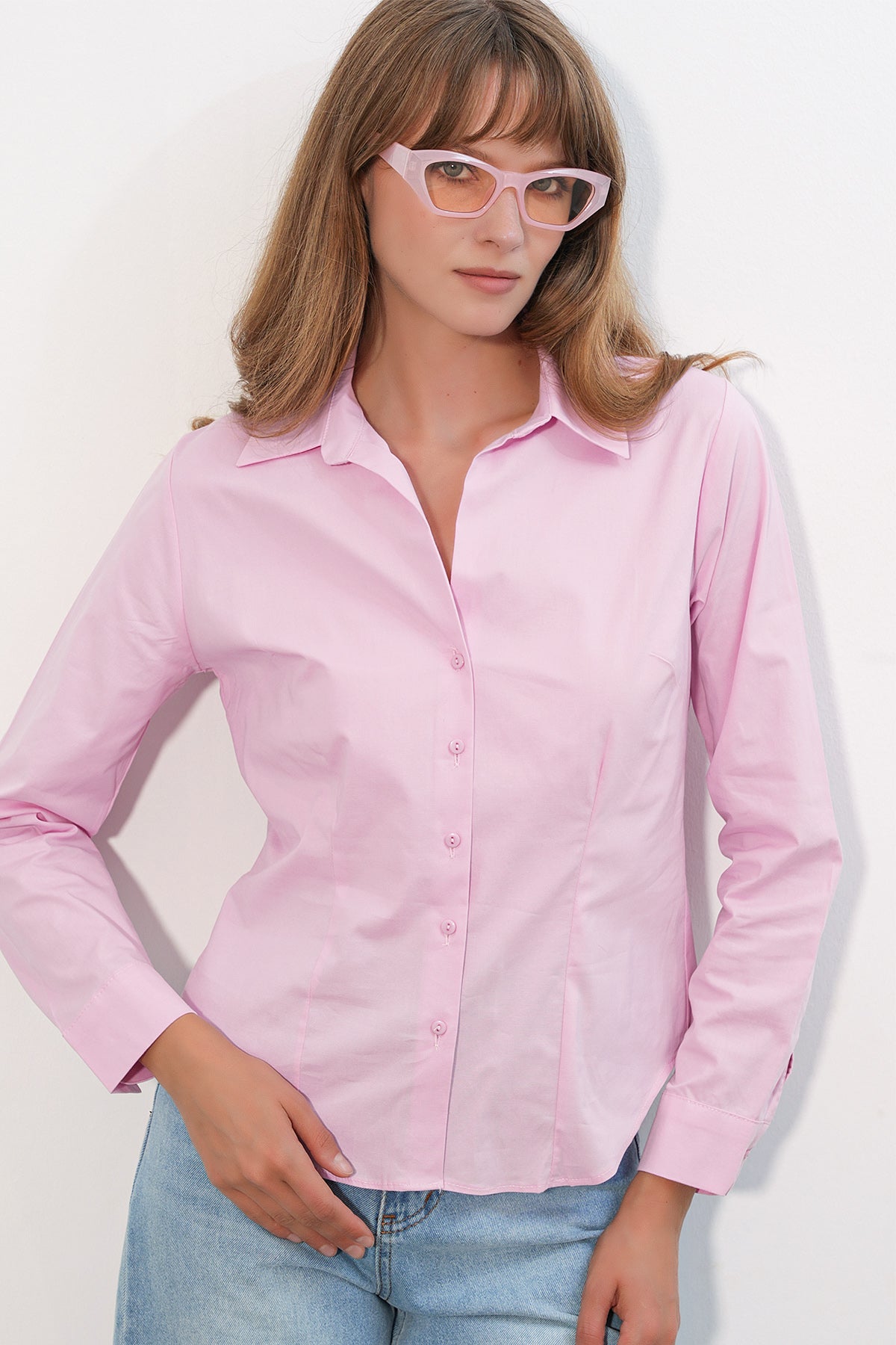 Image of Kadın Klasik Yaka Basic Gömlek 20398 - Pembe