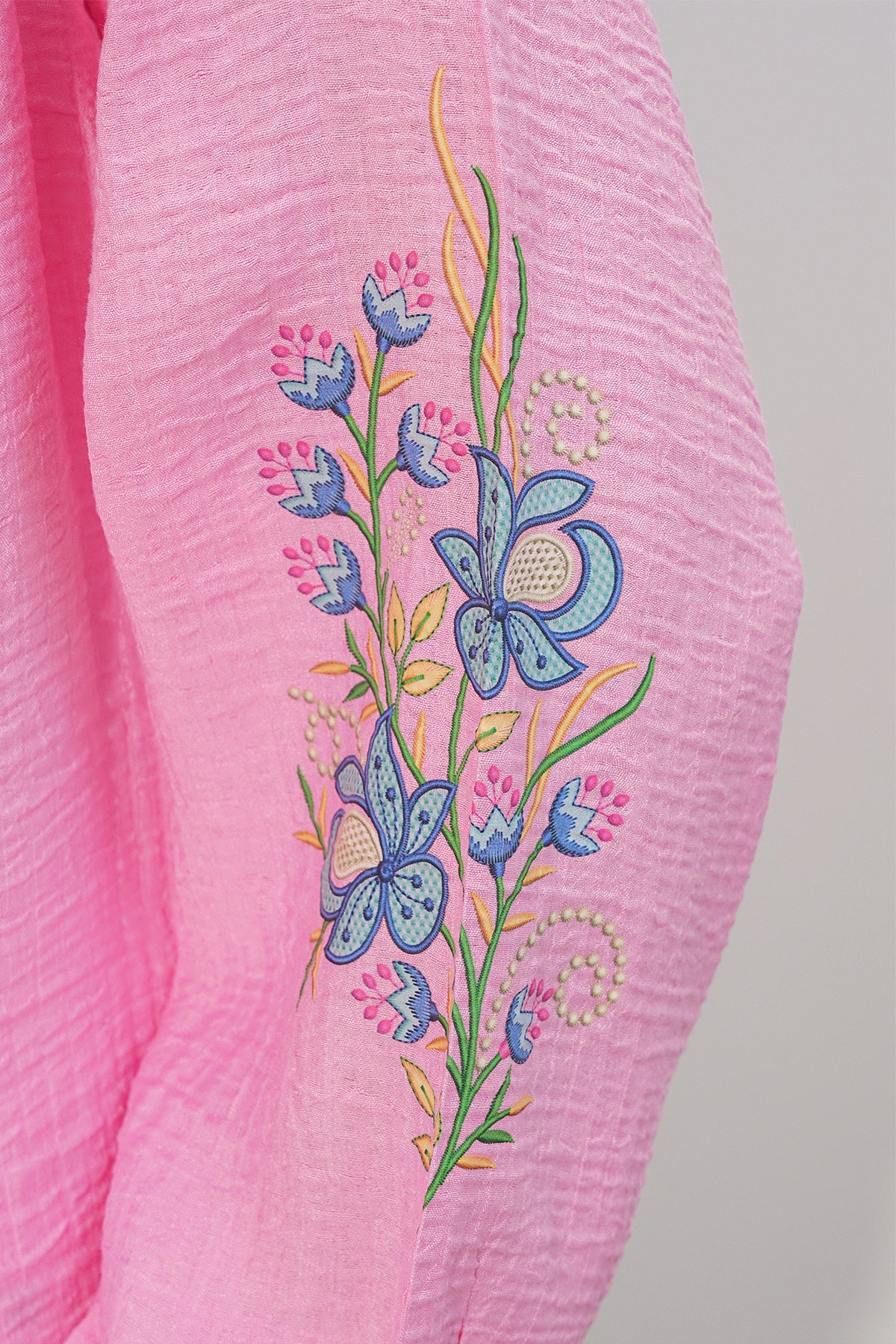 Image of Kadın Nakışlı Oversize Bluz 1000 - Pembe