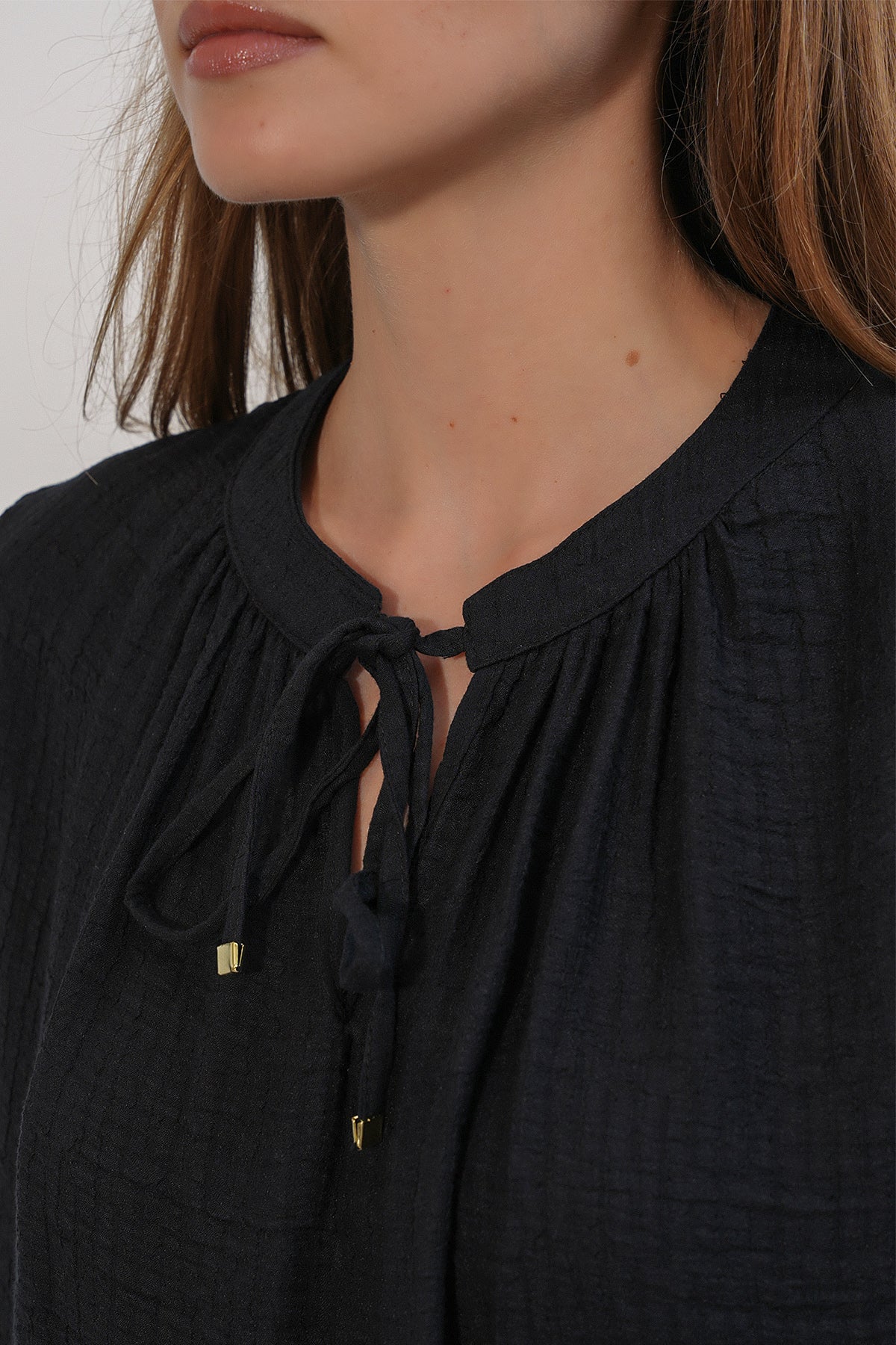 Image of Kadın Nakışlı Oversize Bluz 1000 - Siyah