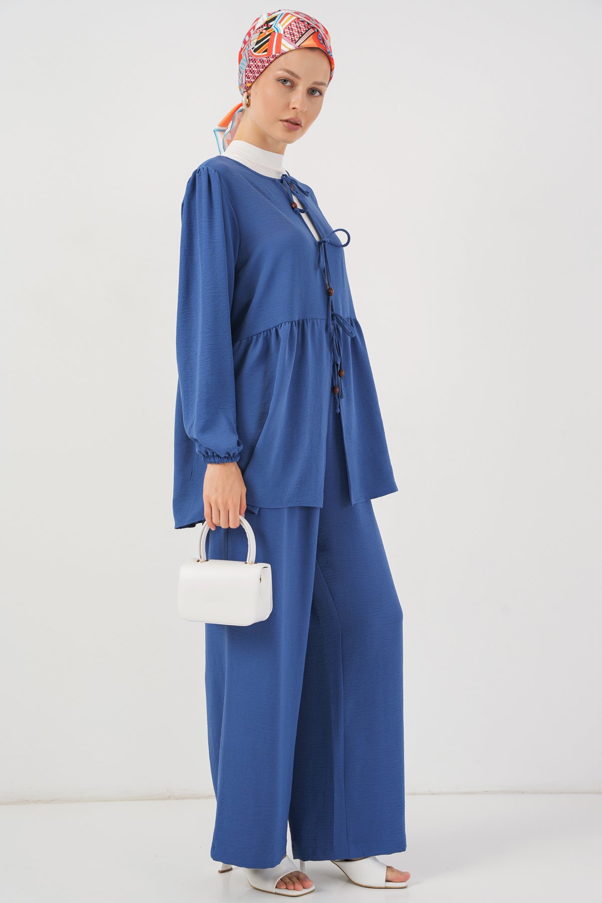 Image of Set de două piese pentru femei, tunică și pantaloni cu șireturi în față 6744 - Indigo