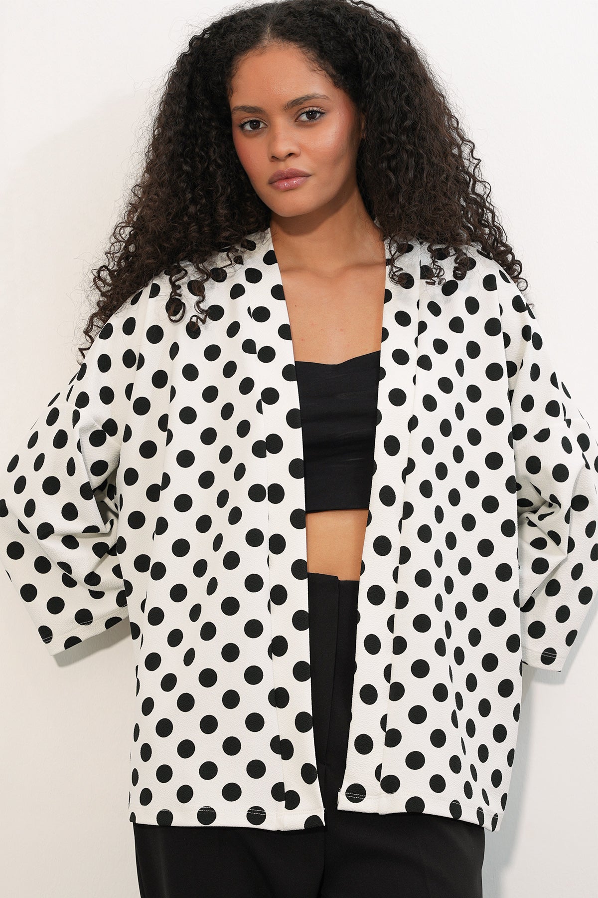 Image of Kadın Örme Puantiyeli Kimono 5996 - Beyaz