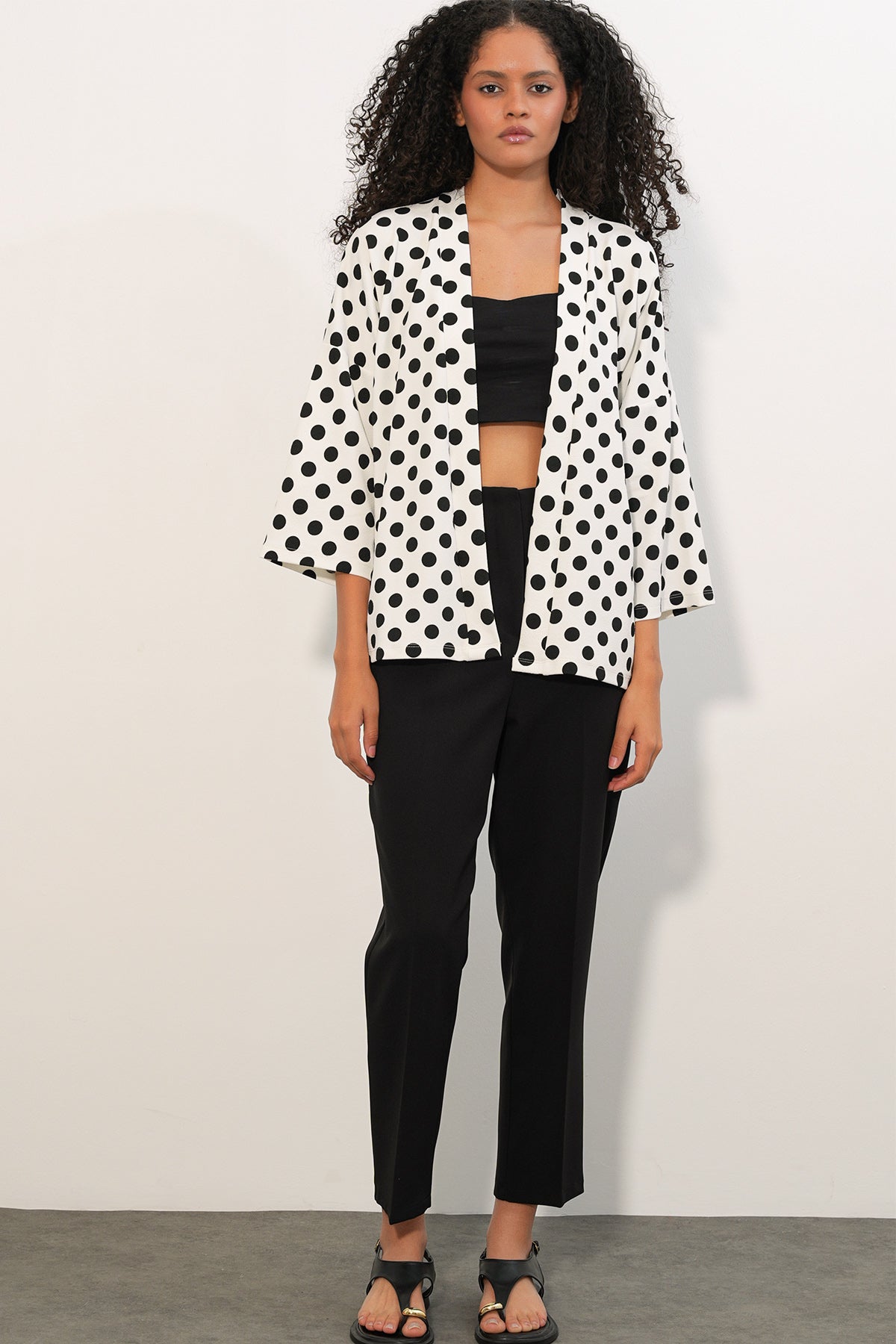 Image of Kadın Örme Puantiyeli Kimono 5996 - Beyaz