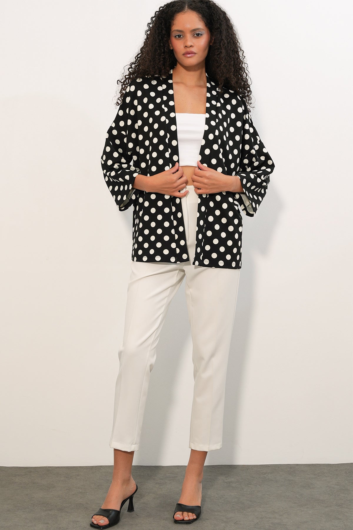 Image of Kadın Örme Puantiyeli Kimono 5996 - Siyah