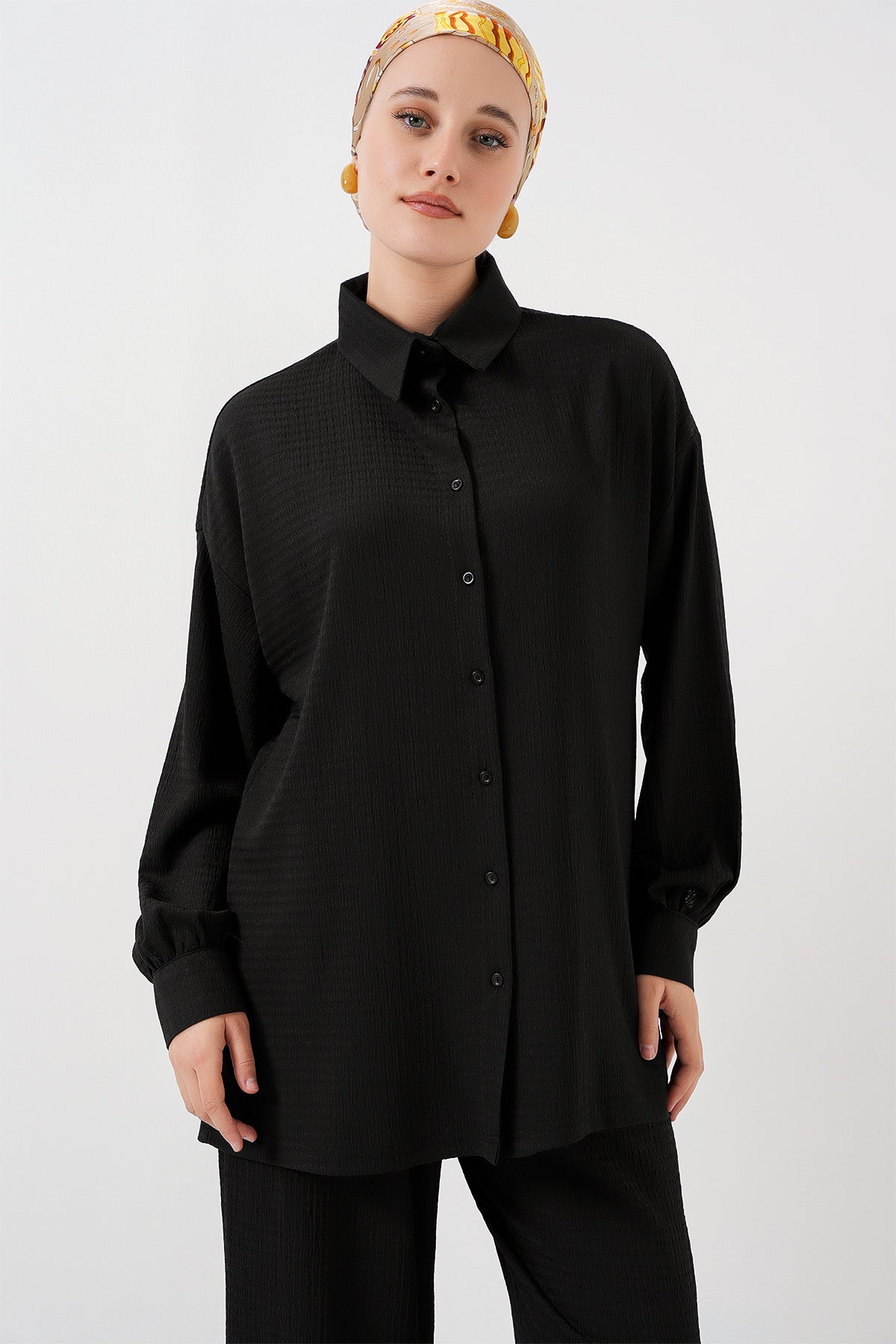 Image of Women's Knitted Hijab Set (Top and Bottom) 6711 - Black