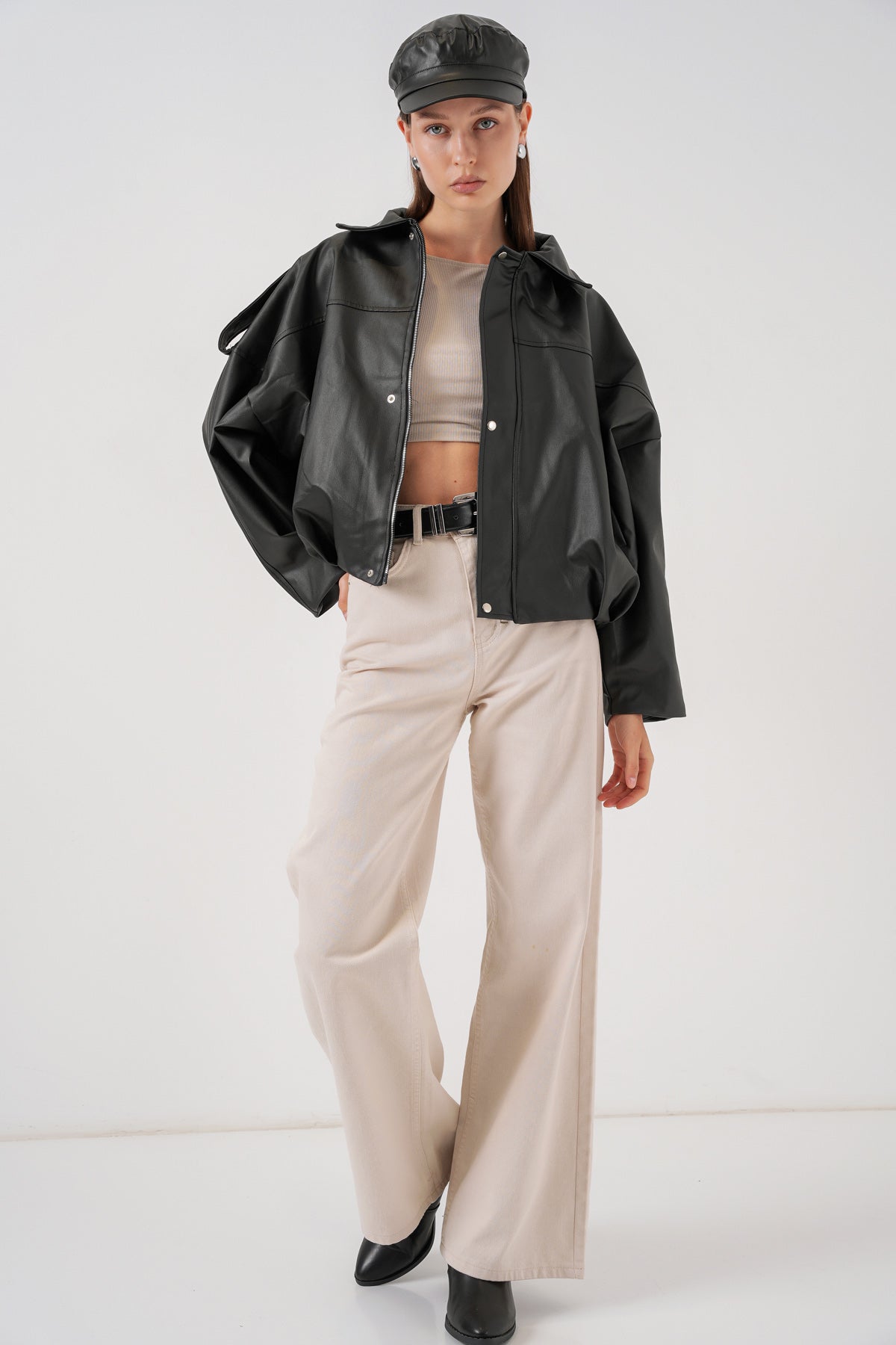 Image of Women's Oversize Leather Jacket 1055 - Black