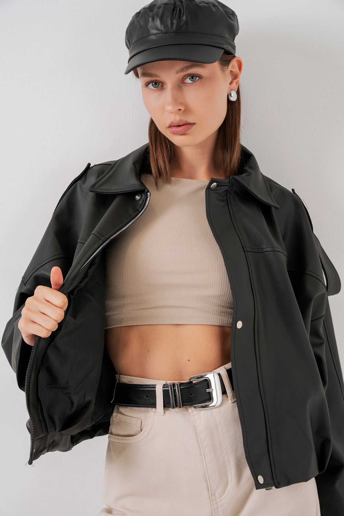 Image of Women's Oversize Leather Jacket 1055 - Black