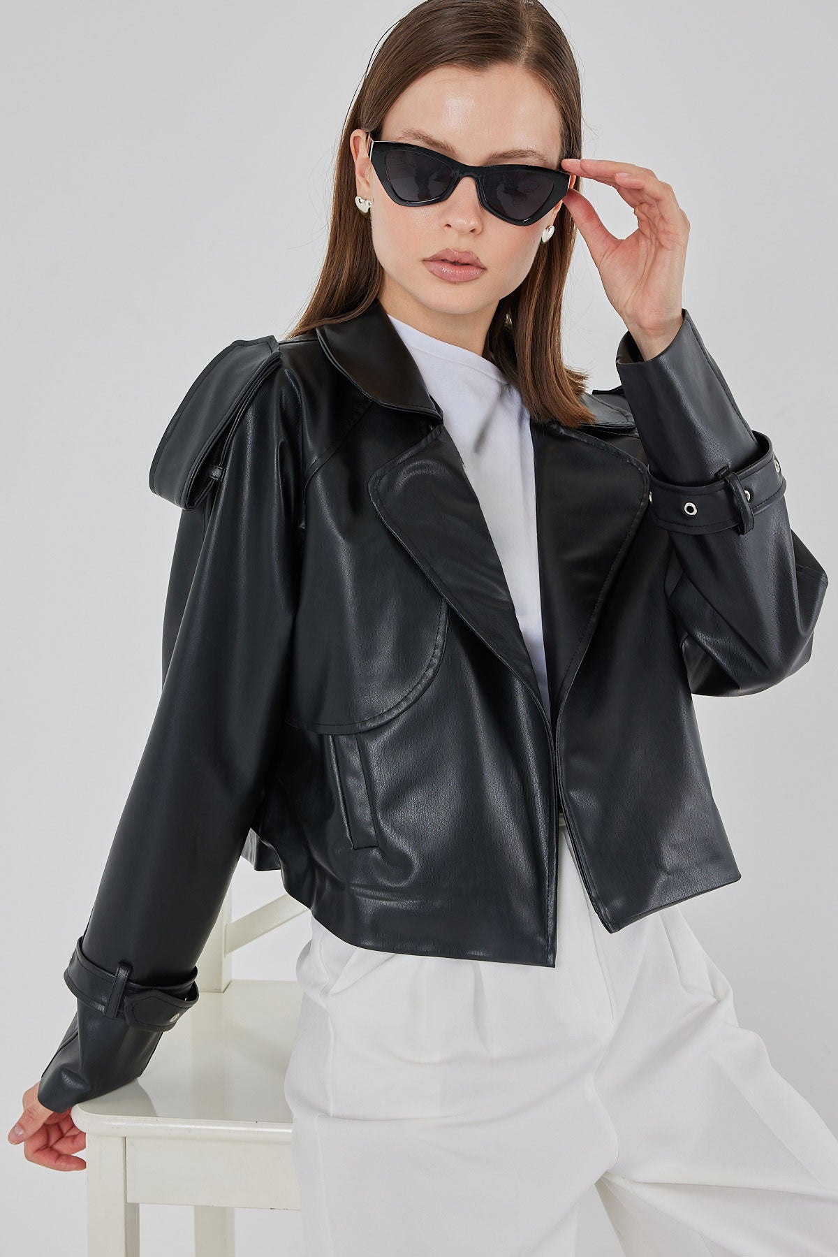 Image of Women's Oversize Leather Jacket 1047 - Black