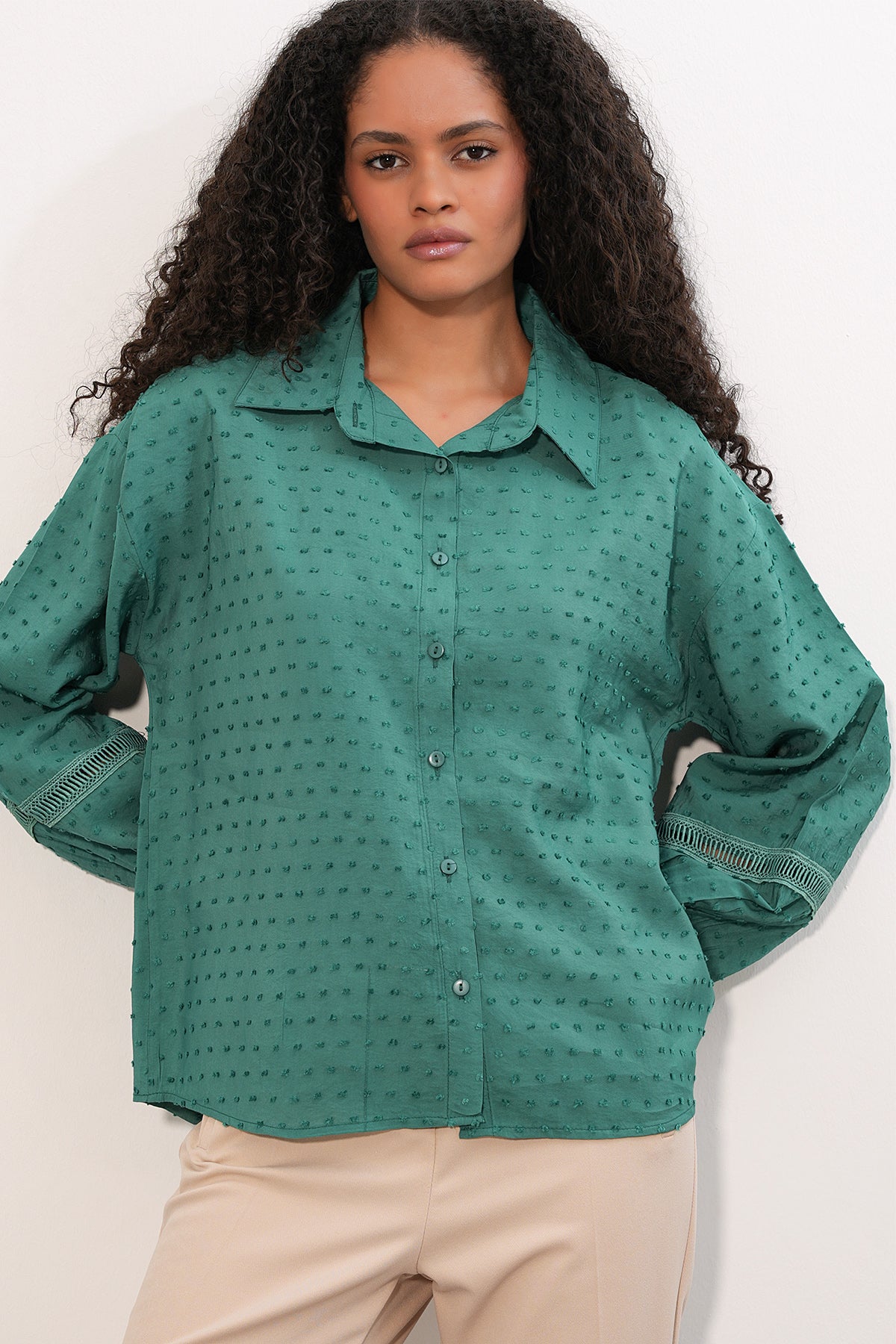 Image of Kadın Oversize Desenli Gömlek 20379 - Zümrüt Yeşili