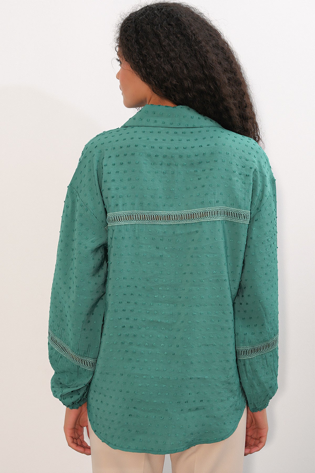 Image of Kadın Oversize Desenli Gömlek 20379 - Zümrüt Yeşili