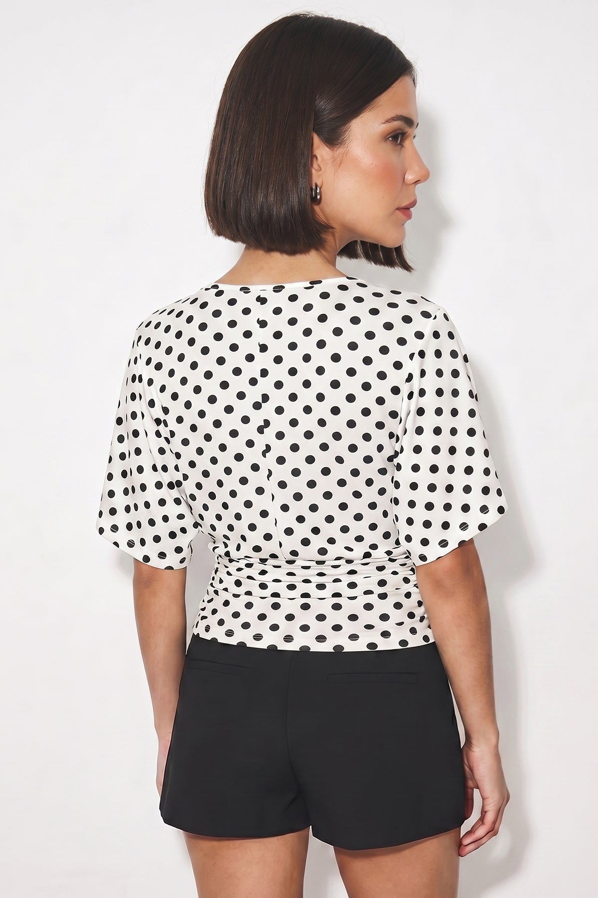 Image of Kadın Oversize Puantiyeli Bluz 40020 - Beyaz