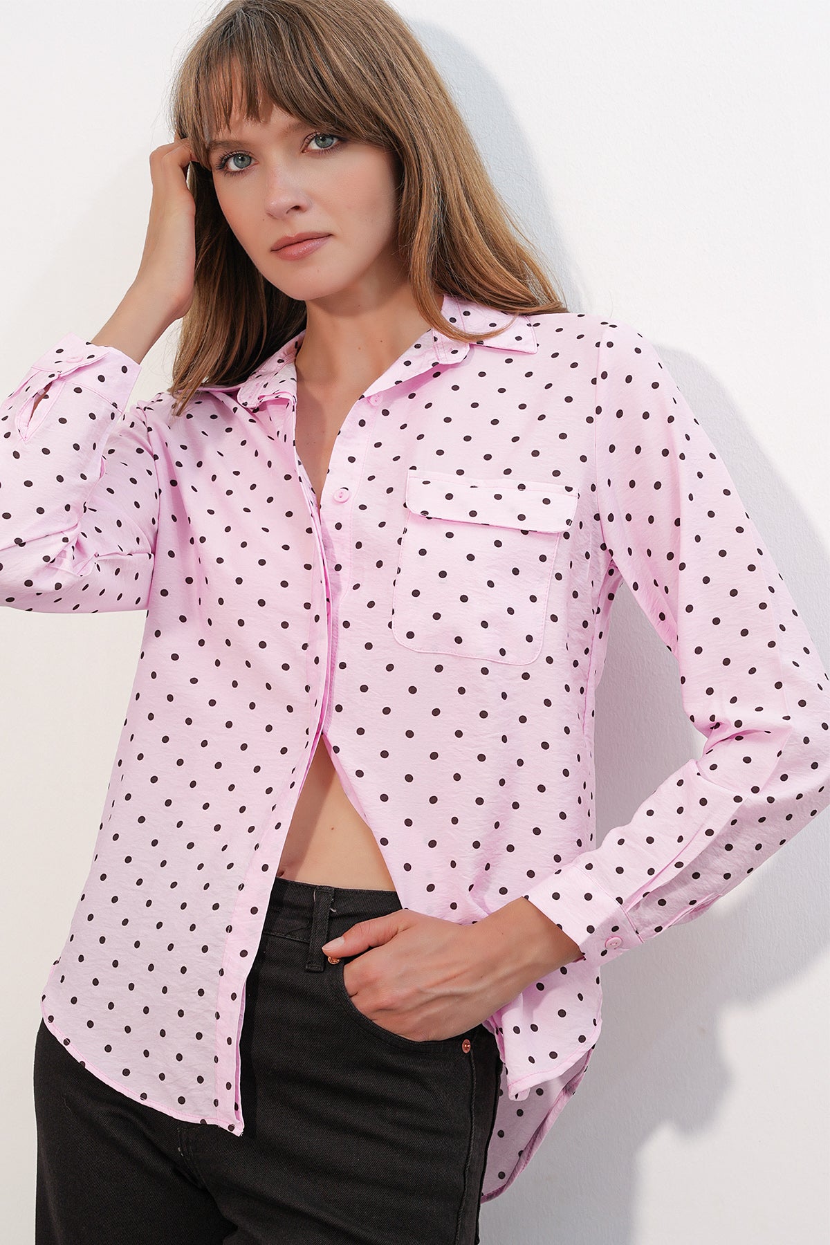 Image of Kadın Tek Cepli Puantiyeli Oversize Gömlek 20399 - Pembe