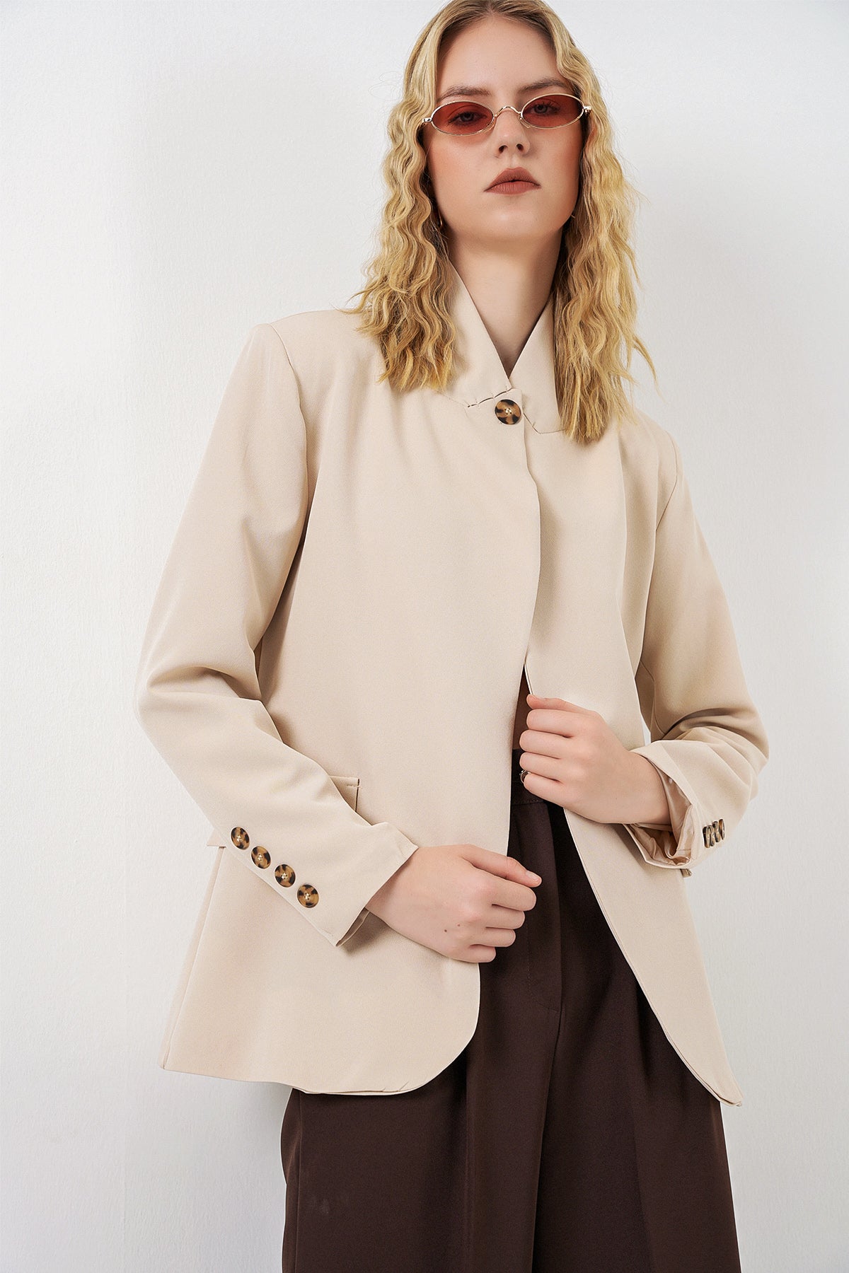 Image of Kadın Tek Düğmeli Oversize Blazer Ceket 0749 - Bej