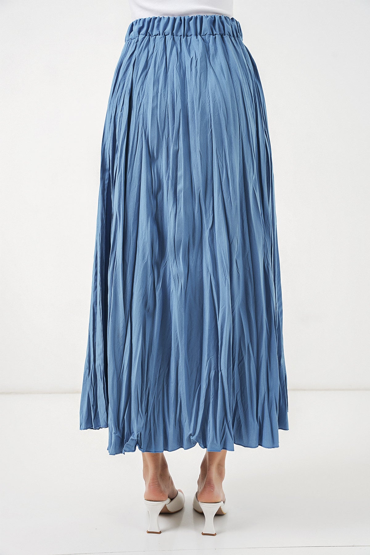 Image of Women's Long Wrinkled Skirt 8042 - Indigo