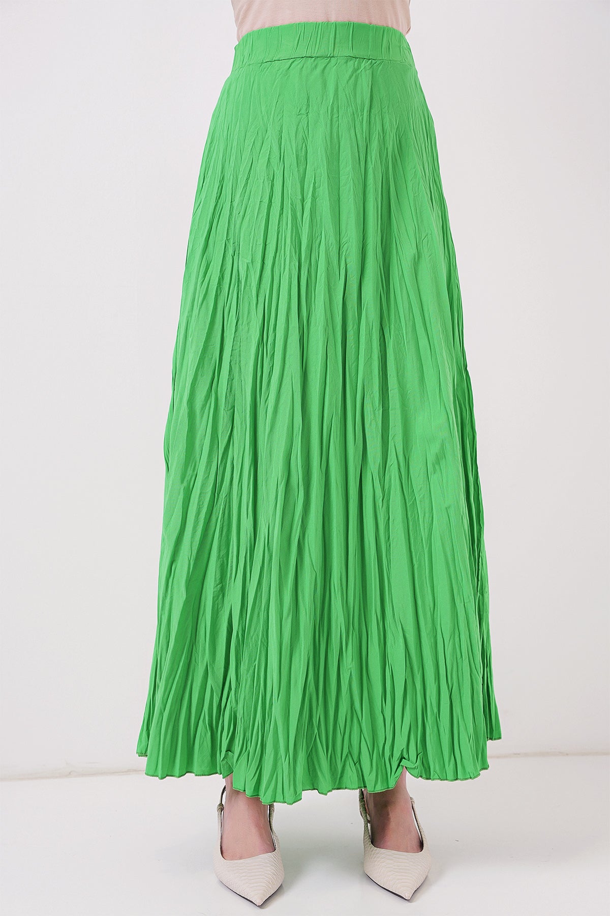 Image of Women's Long Wrinkled Skirt 8042 - Green
