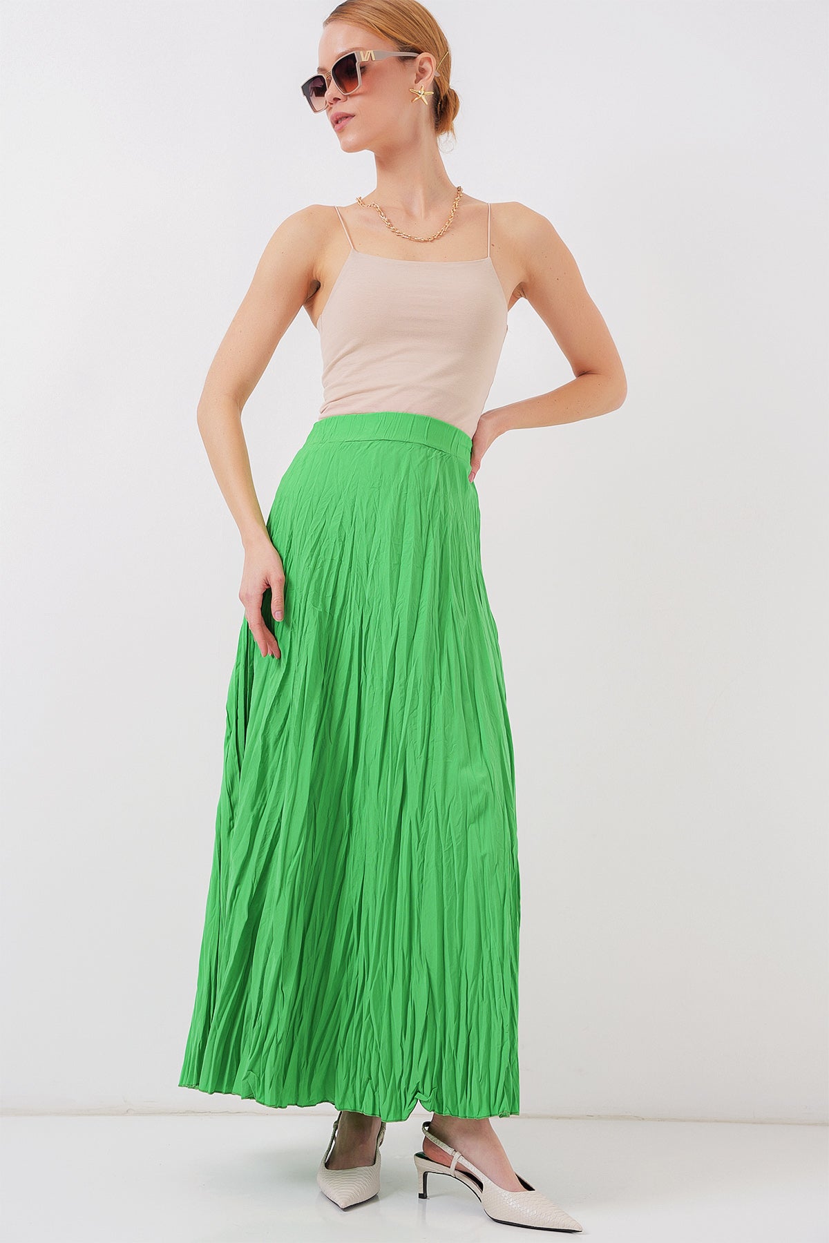 Image of Women's Long Wrinkled Skirt 8042 - Green