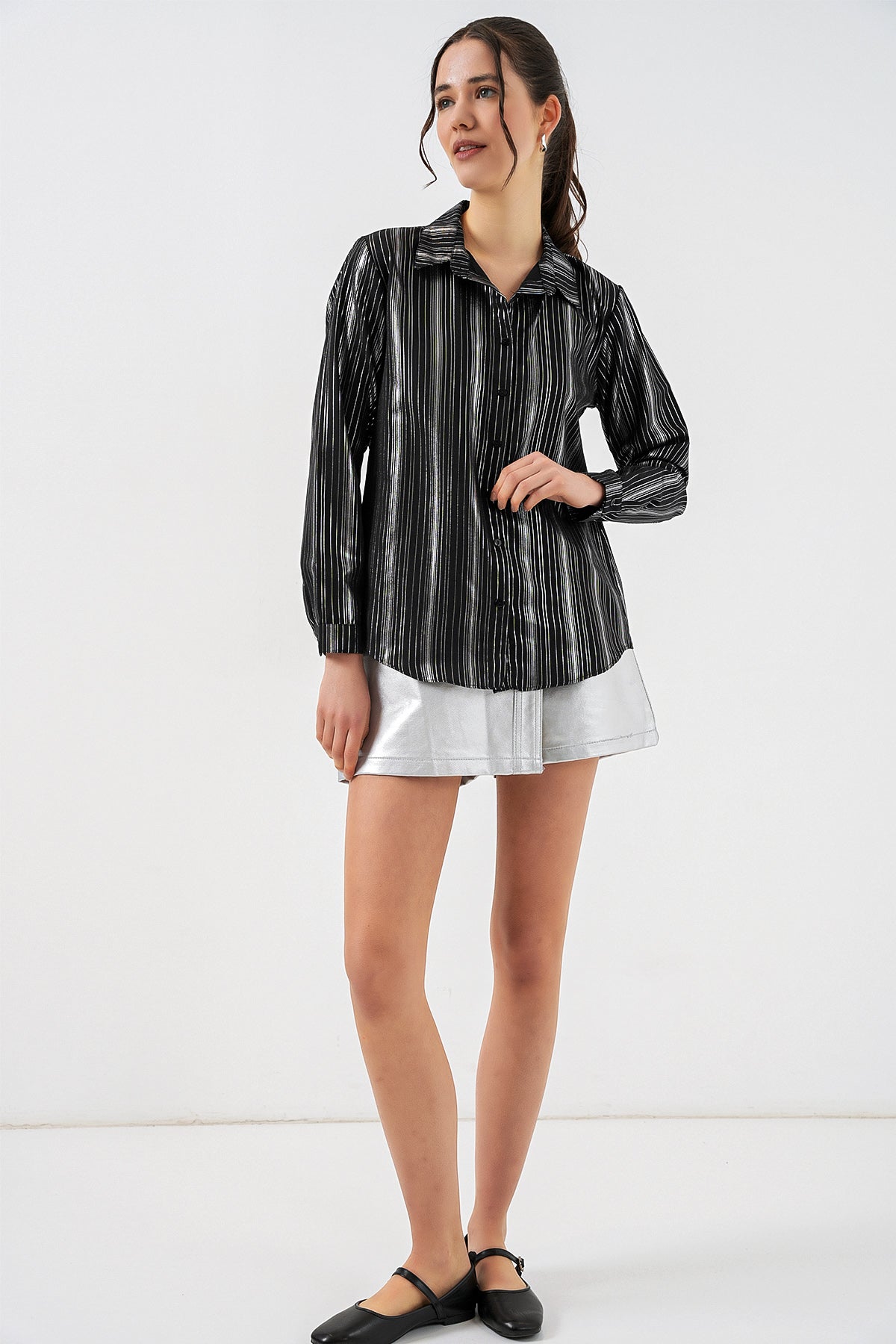 Image of Women's Black Striped Foil Pattern Shirt 20253