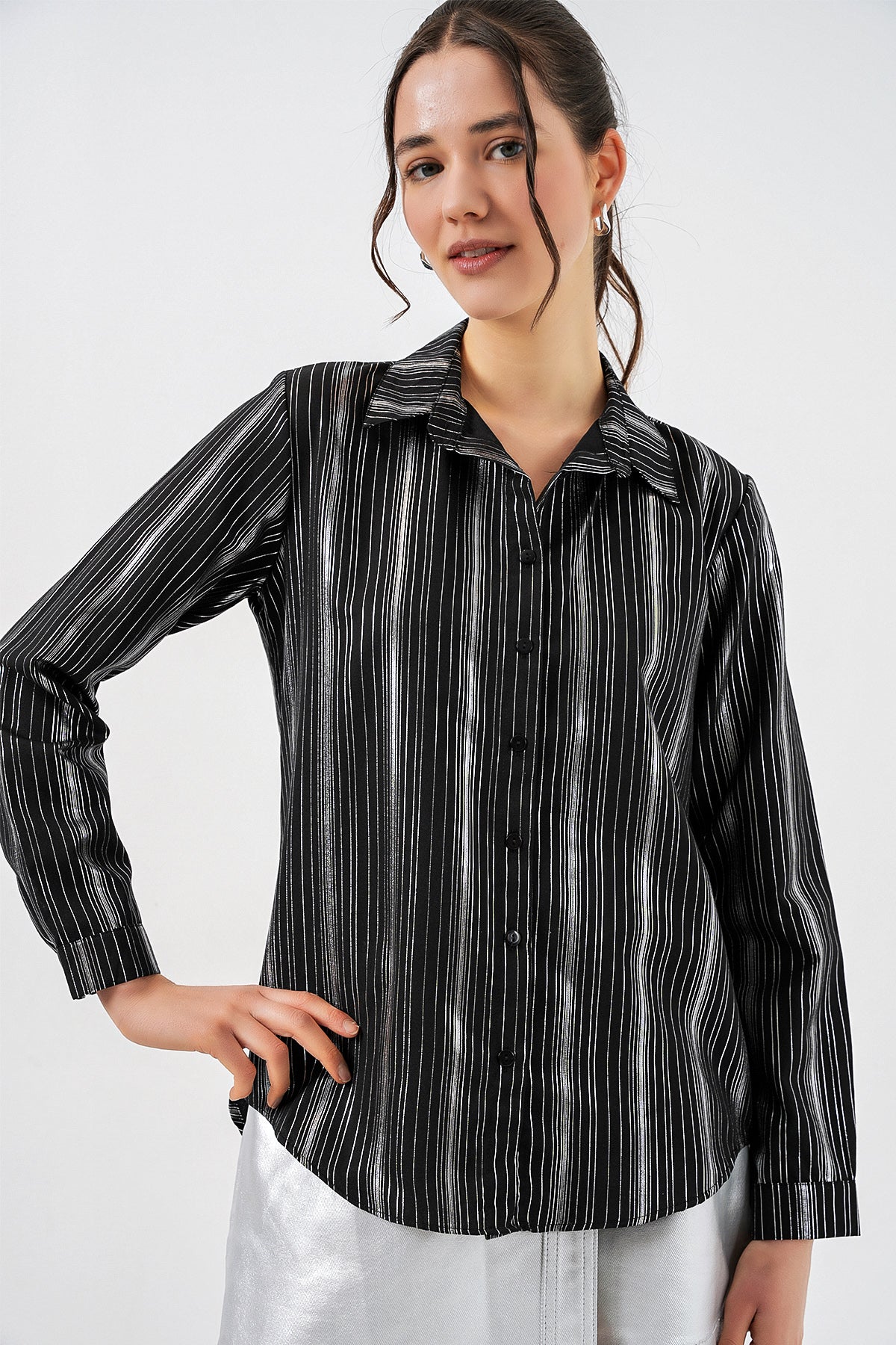 Image of Women's Black Striped Foil Pattern Shirt 20253