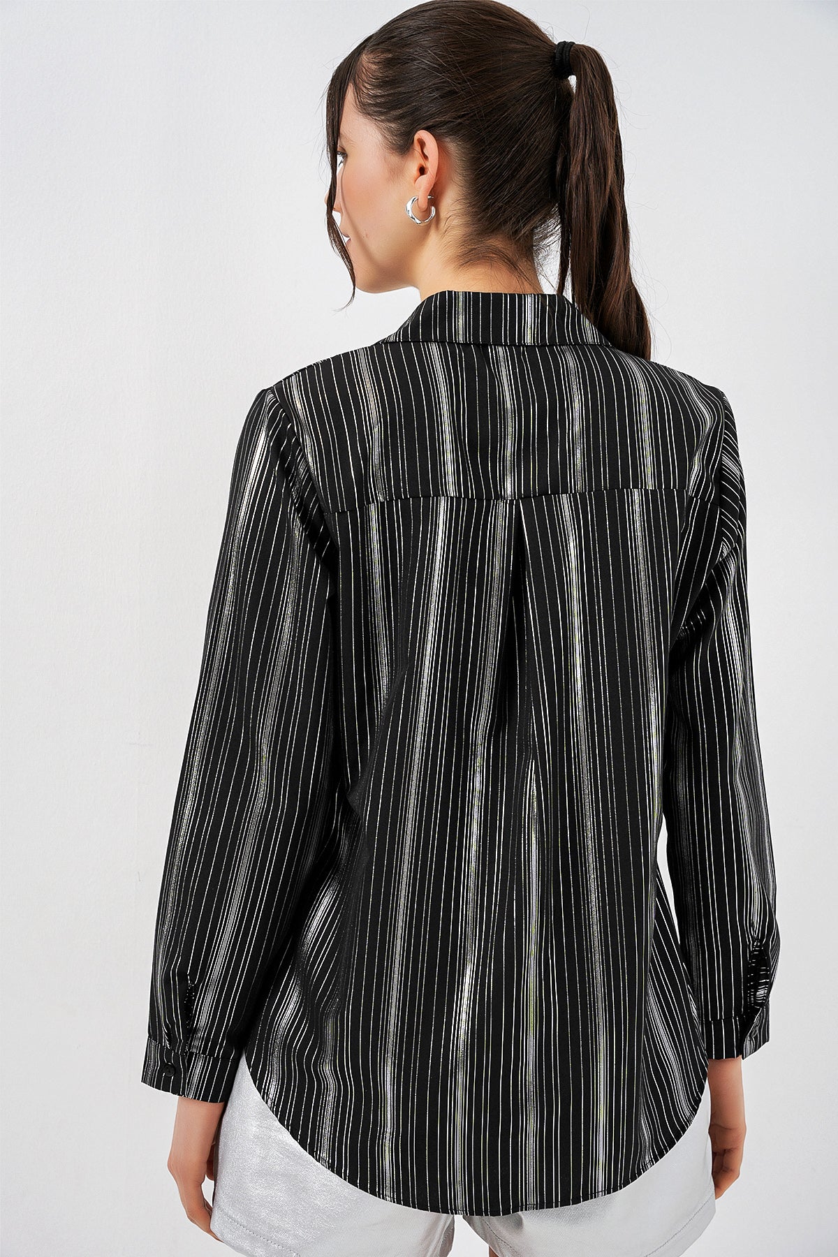Image of Women's Black Striped Foil Pattern Shirt 20253