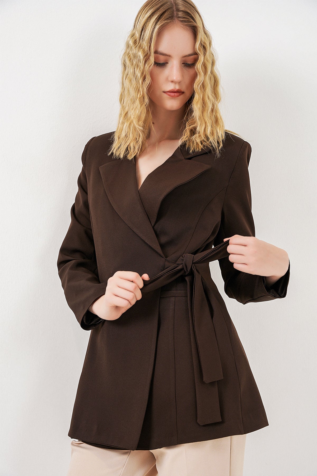 Image of Kadın Yandan Bağlamalı Blazer Ceket 0750 - Kahverengi