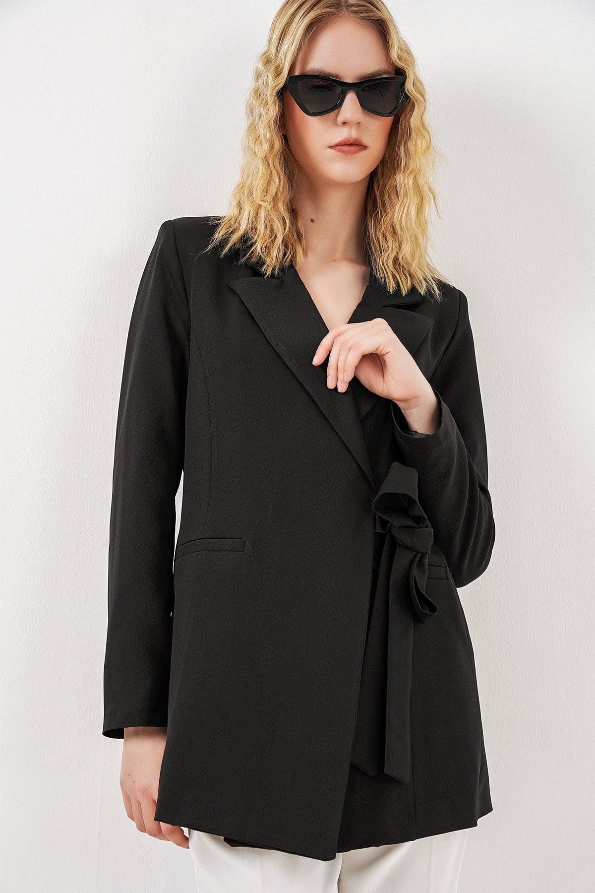 Image of Kadın Yandan Bağlamalı Blazer Ceket 0750 - Siyah