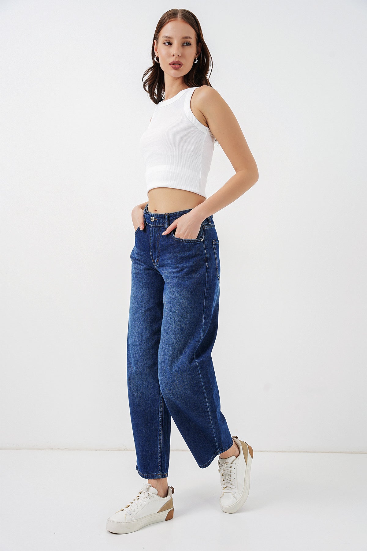 Image of Women's High-Waisted Jeans 30081 - Navy Blue